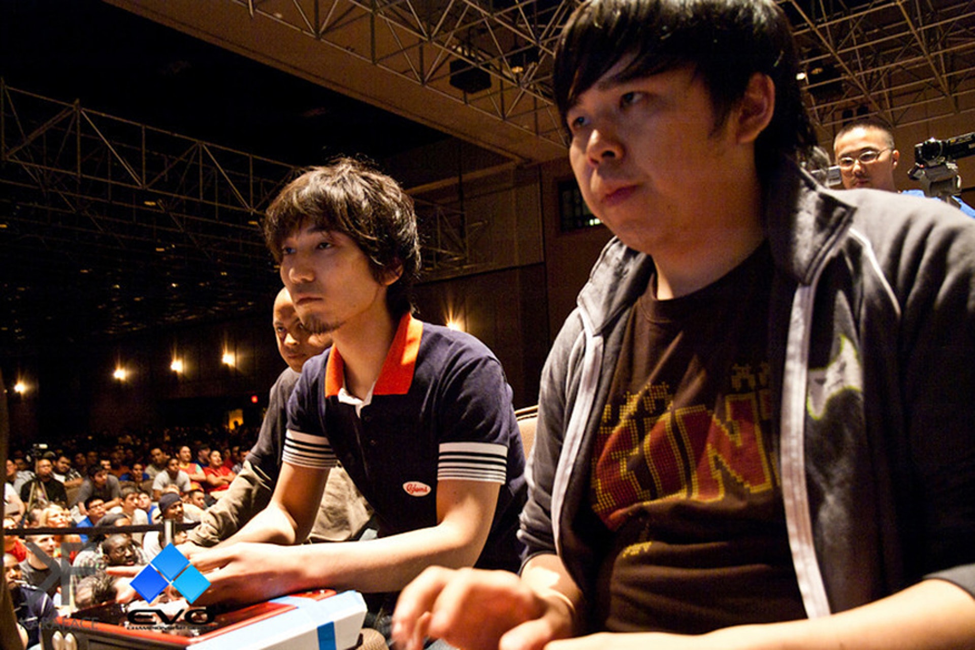 全世界都認為Justin Wong是敗者,但他不是這樣想,將事情消化,繼續走「Pro Gamer」這條路。 全世界都認為Justin Wong是敗者,但他不是這樣想,將事情消化,繼續走「Pro Gamer」這條路。