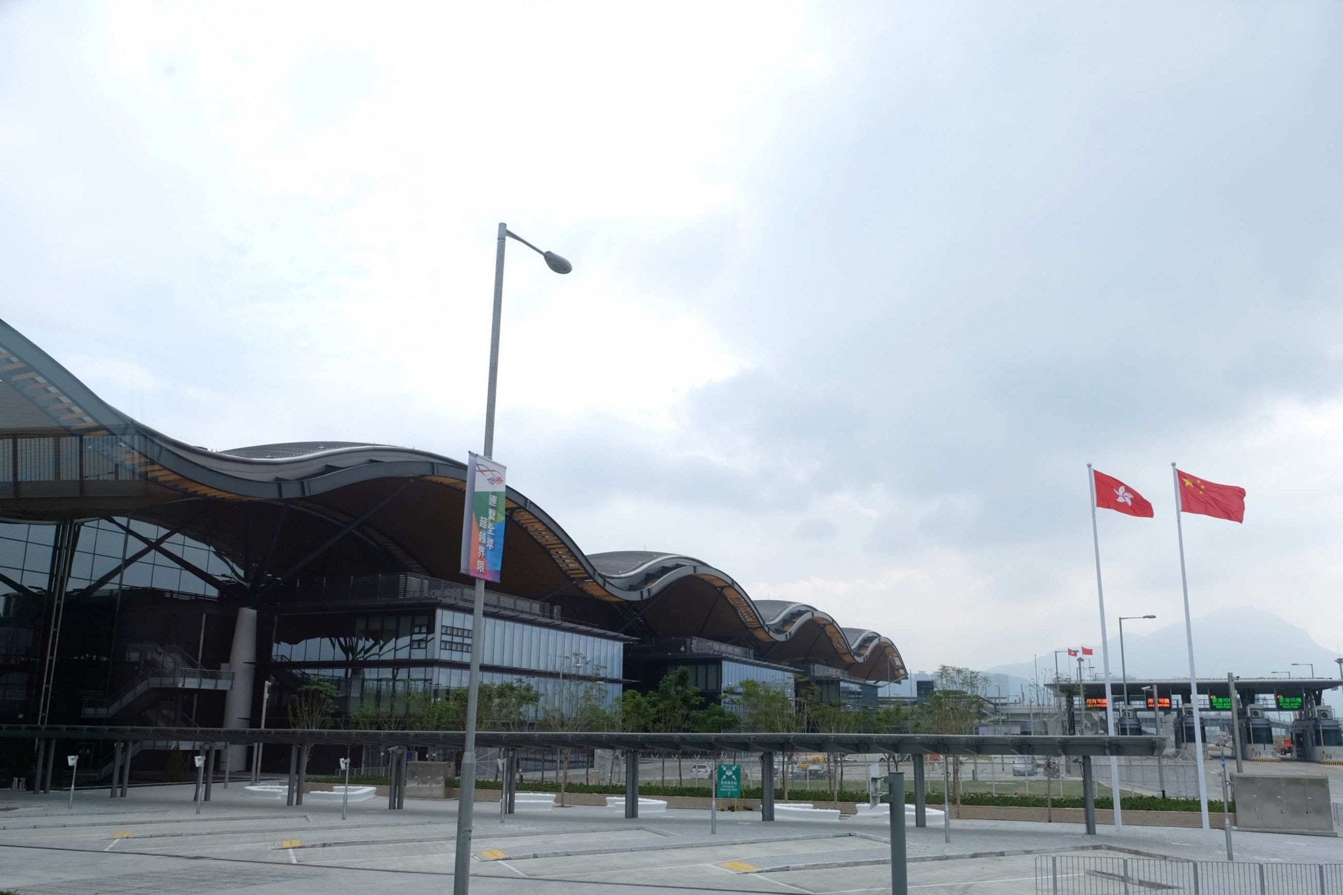 港珠澳大橋救護站救護員初確診　據知曾到爆疫青衣救護站取車