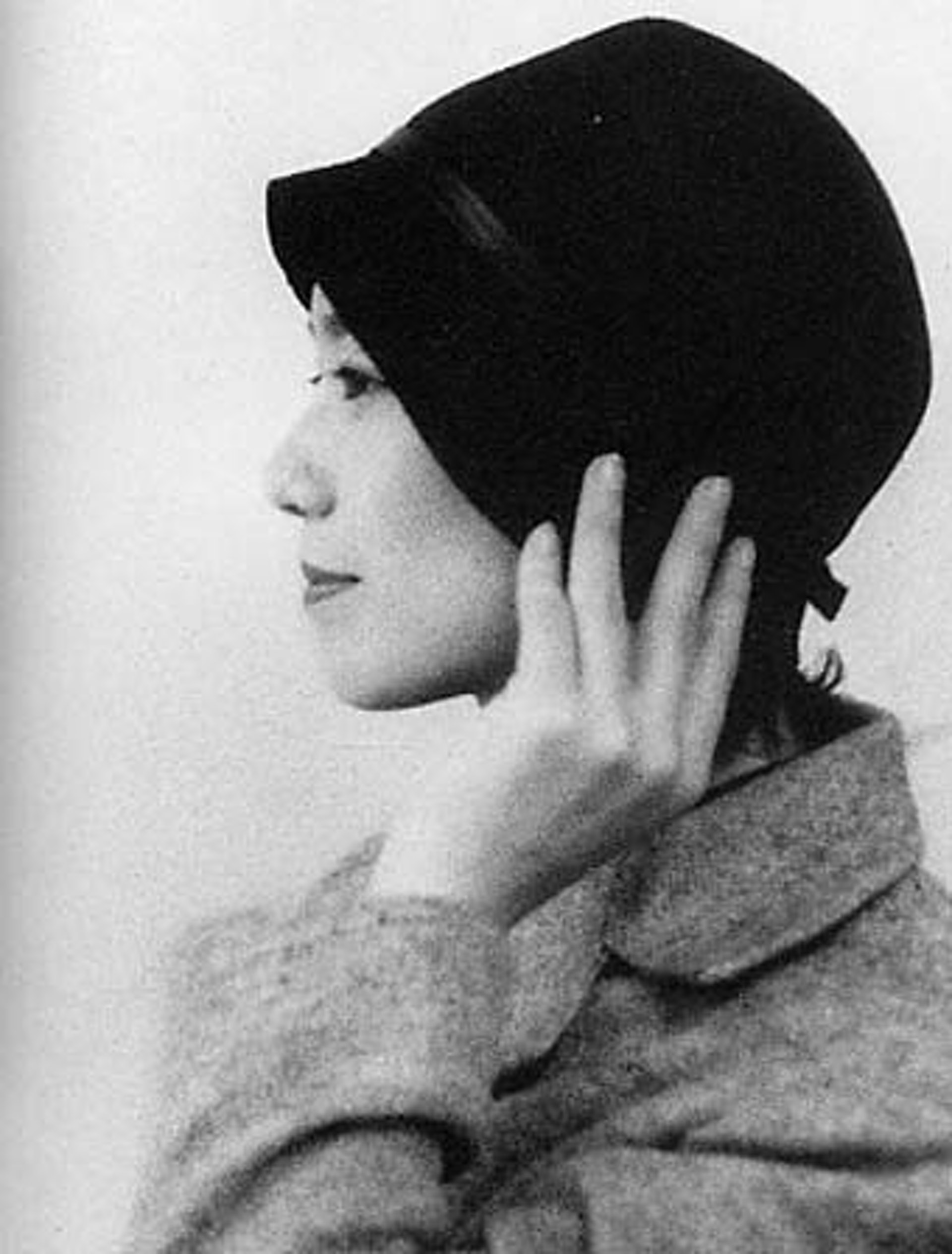 日本作家向田邦子(圖片來源:pinterest) 日本作家向田邦子(圖片來源:pinterest)