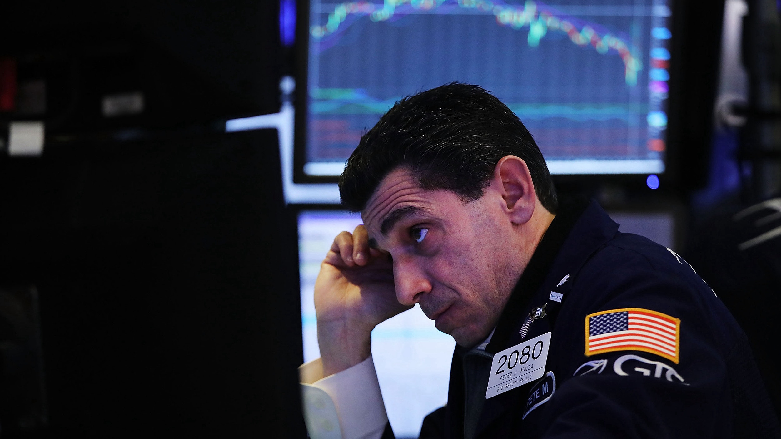 美股暴跌7%並曾觸發熔斷特朗普將美國推至危機邊緣？