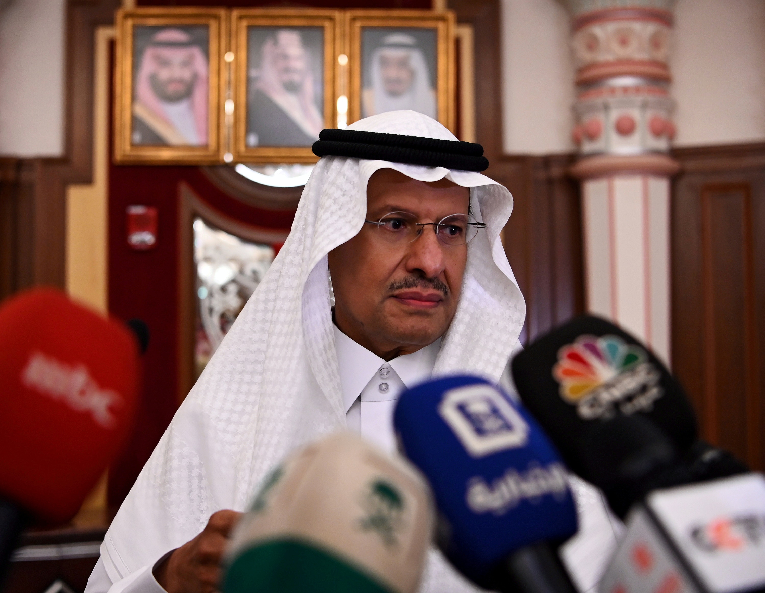 沙特能源部長阿卜杜勒阿齊茲表明再與俄方舉行談判只會「突顯失敗」，並不明智。（路透社）