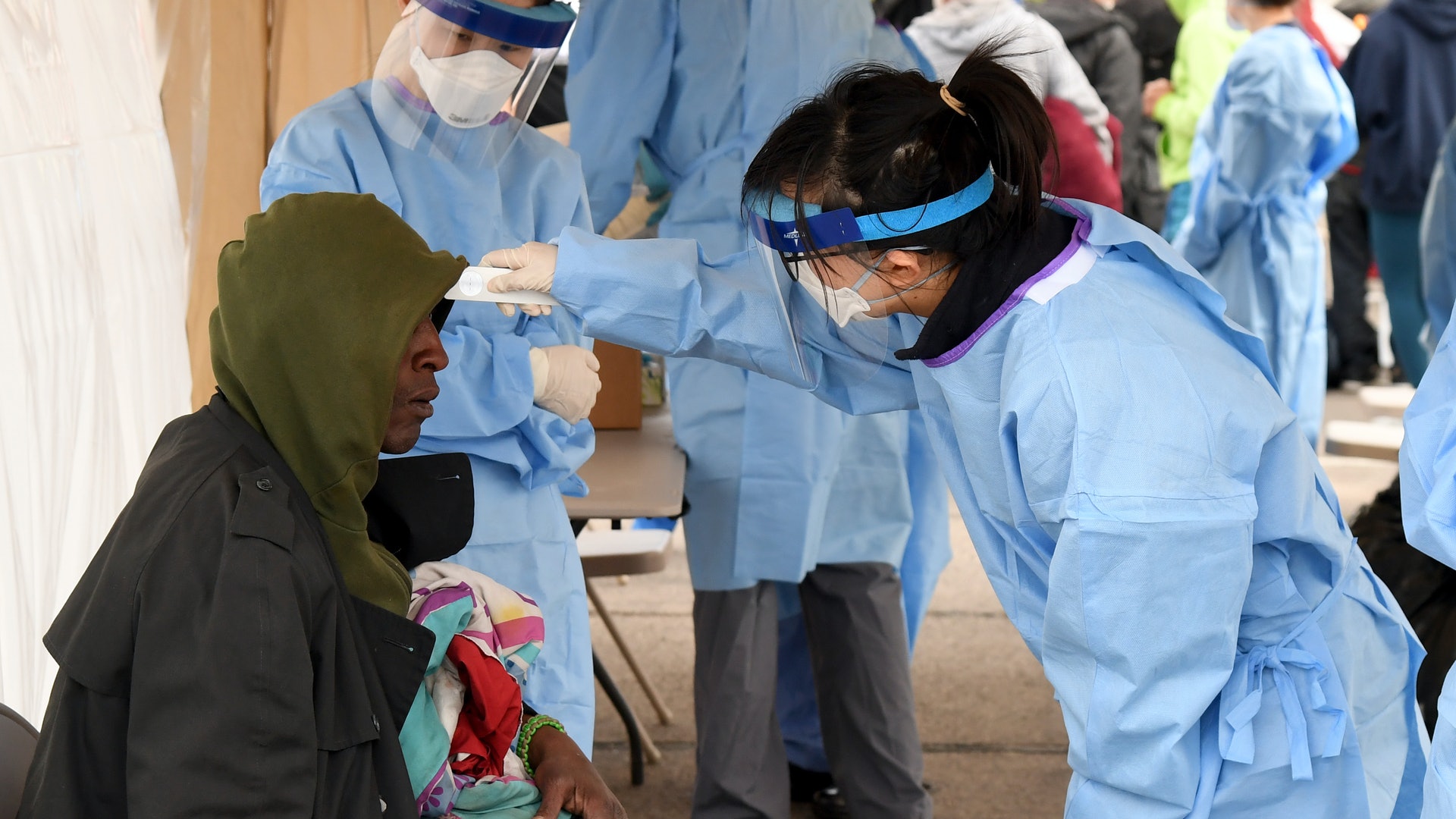 中國發布「新冠防控與病毒溯源白皮書」詳述科學溯源 駁斥美國指控