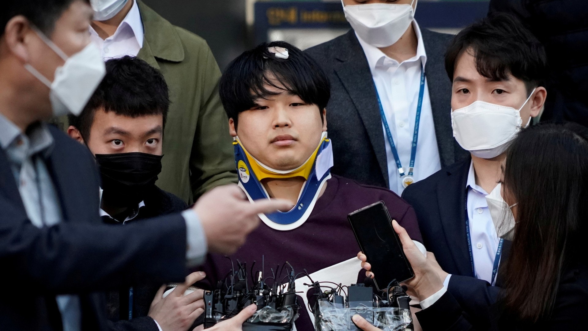 「N號房」事件中,付費觀眾及運營者透過手握被害者的私隱,威逼脅迫女性接受性剝削,視女性為獵奇、窺探、意淫的物品,享受對女性的控制感——這正是厭女症狀。(路透社) 「N號房」事件中,付費觀眾及運營者透過手握被害者的私隱,威逼脅迫女性接受性剝削,視女性為獵奇、窺探、意淫的物品,享受對女性的控制感——這正是厭女症狀。(路透社)