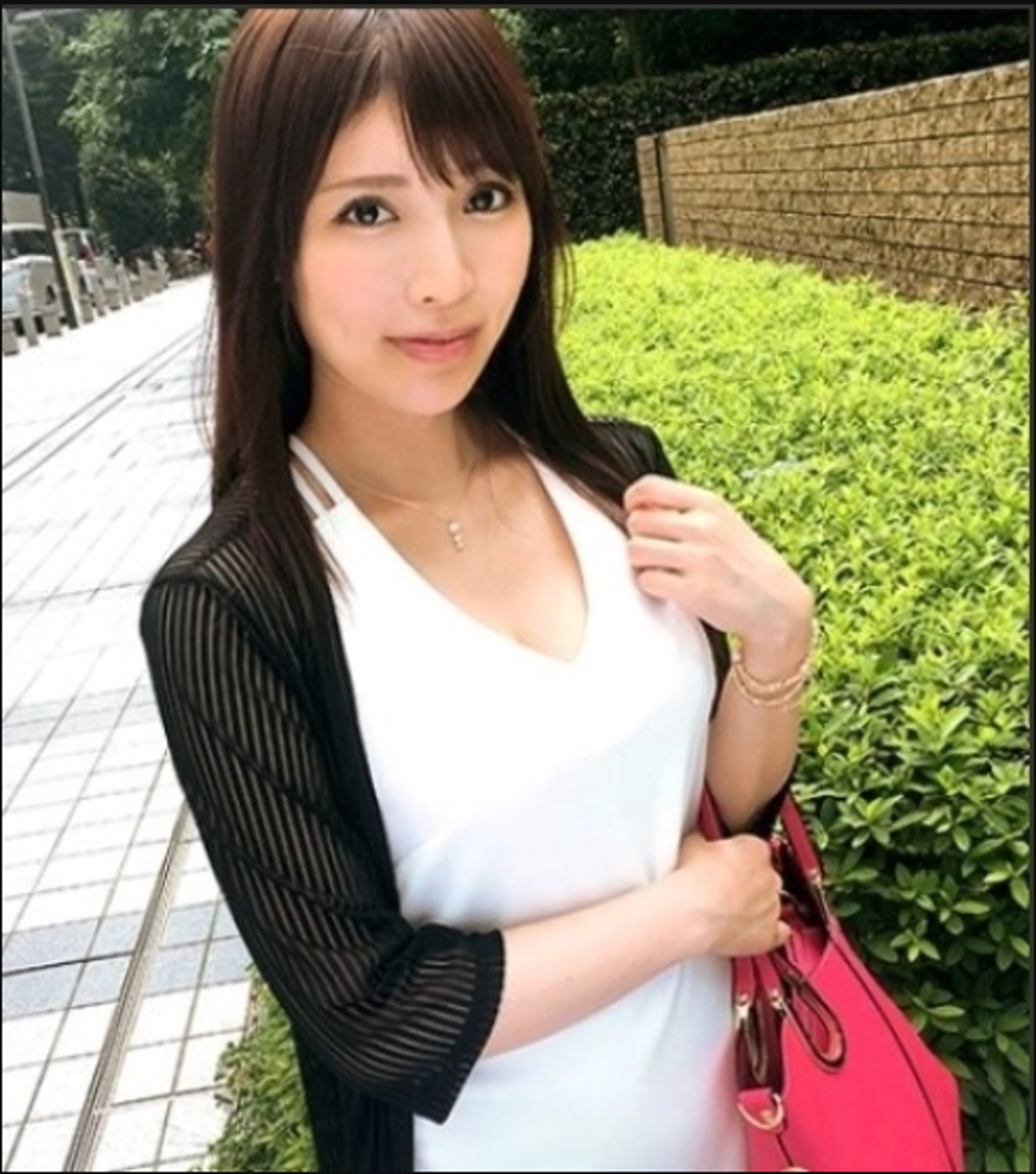 櫻井彩透露,她2017年有天工作回家時,遭到變態粉絲性侵,事後難以再拍片。(Twitter圖片) 櫻井彩透露,她2017年有天工作回家時,遭到變態粉絲性侵,事後難以再拍片。(Twitter圖片)