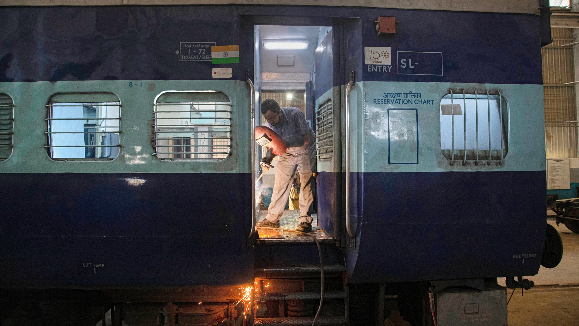 【新冠肺炎】印度鐵路公司167年來首度停運 2萬舊車廂變隔離病房 【新冠肺炎】印度鐵路公司167年來首度停運 2萬舊車廂變隔離病房