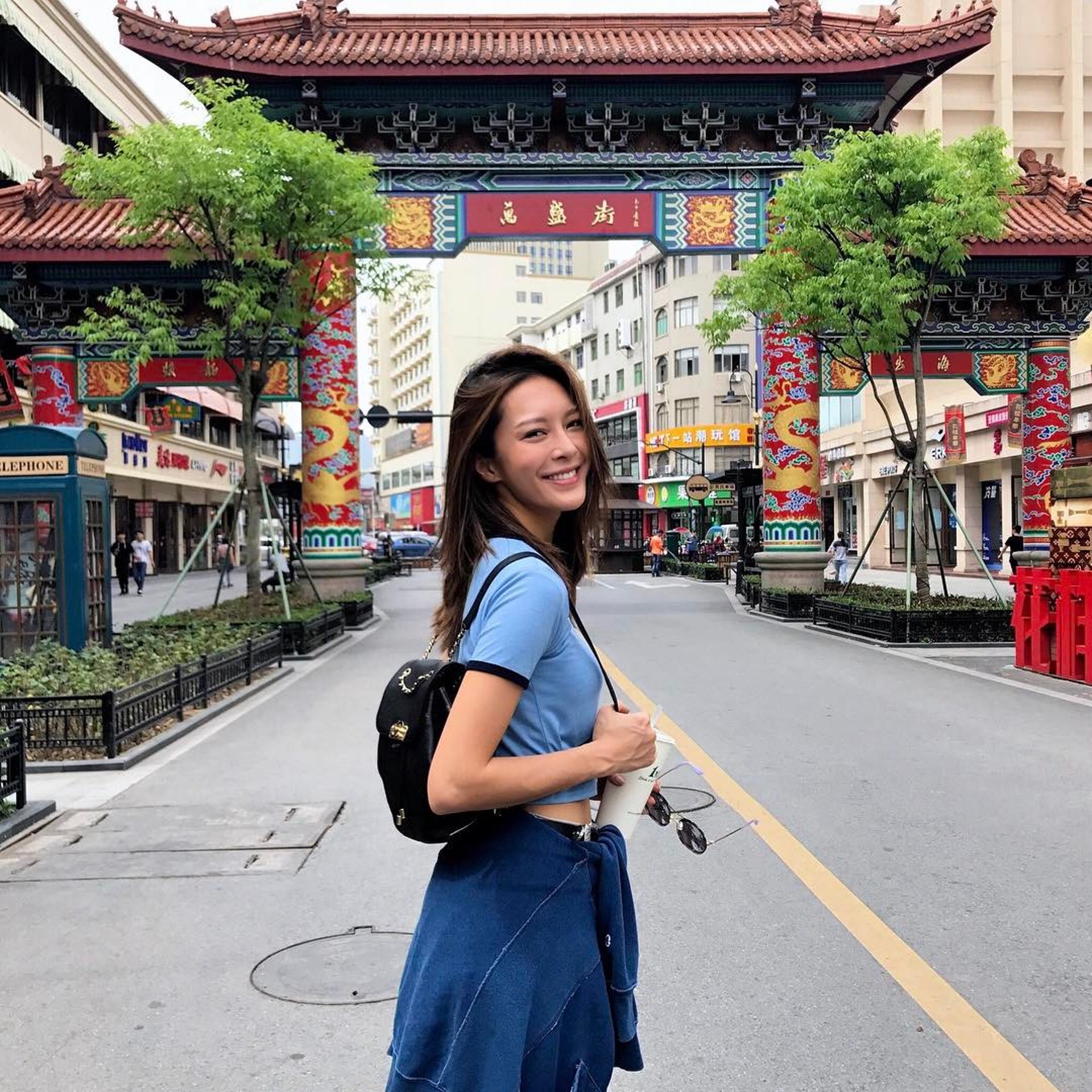 張曦雯(Kelly)鍾情於各 類型裙擺設計的連身裙。(kelllycheung@Instagram) 張曦雯(Kelly)鍾情於各 類型裙擺設計的連身裙。(kelllycheung@Instagram)