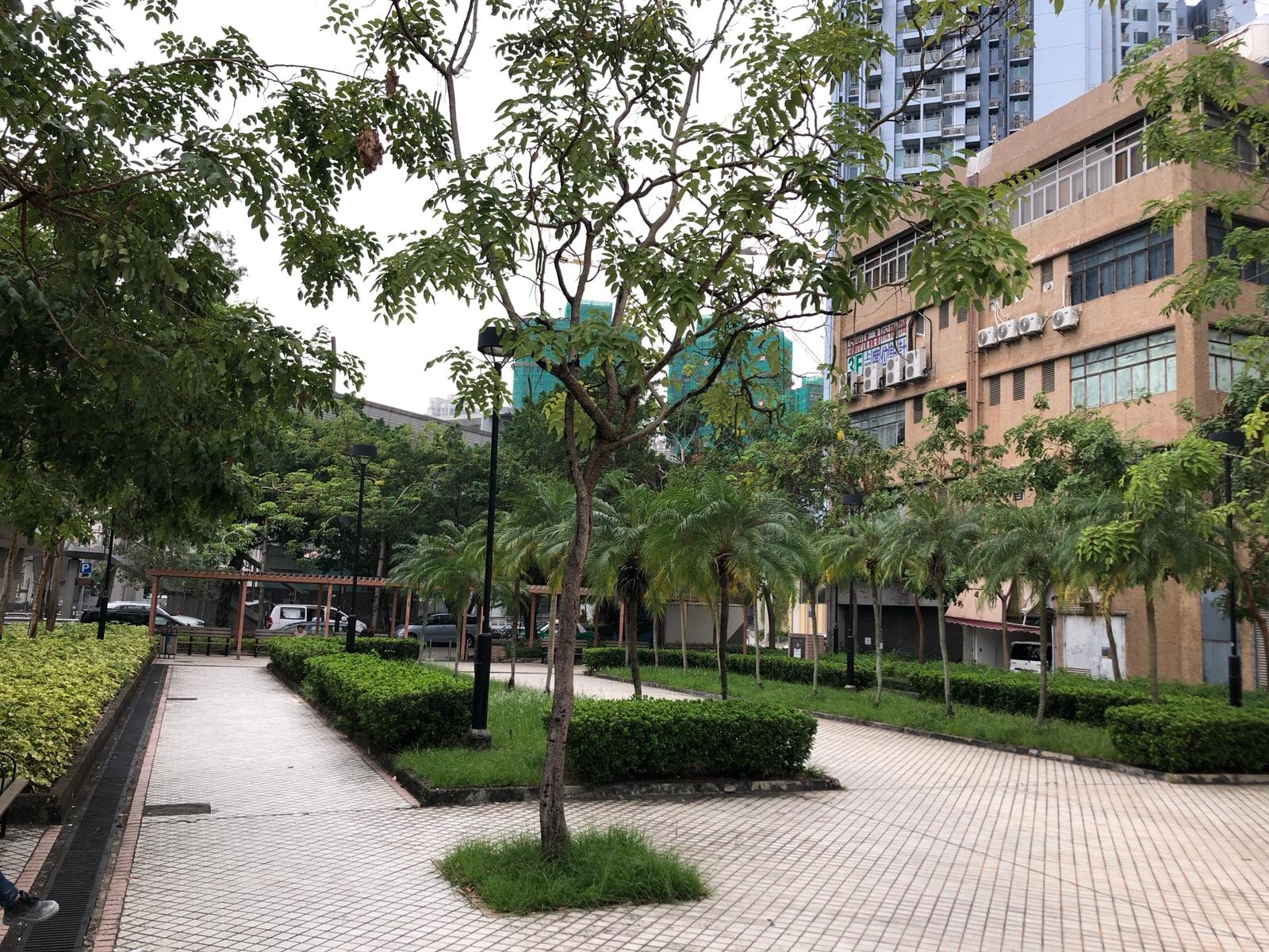 本港首個人寵共融公園將在元朗原來的宏業南街休憩花園設立。(鄺俊宇提供) 本港首個人寵共融公園將在元朗原來的宏業南街休憩花園設立。(鄺俊宇提供)