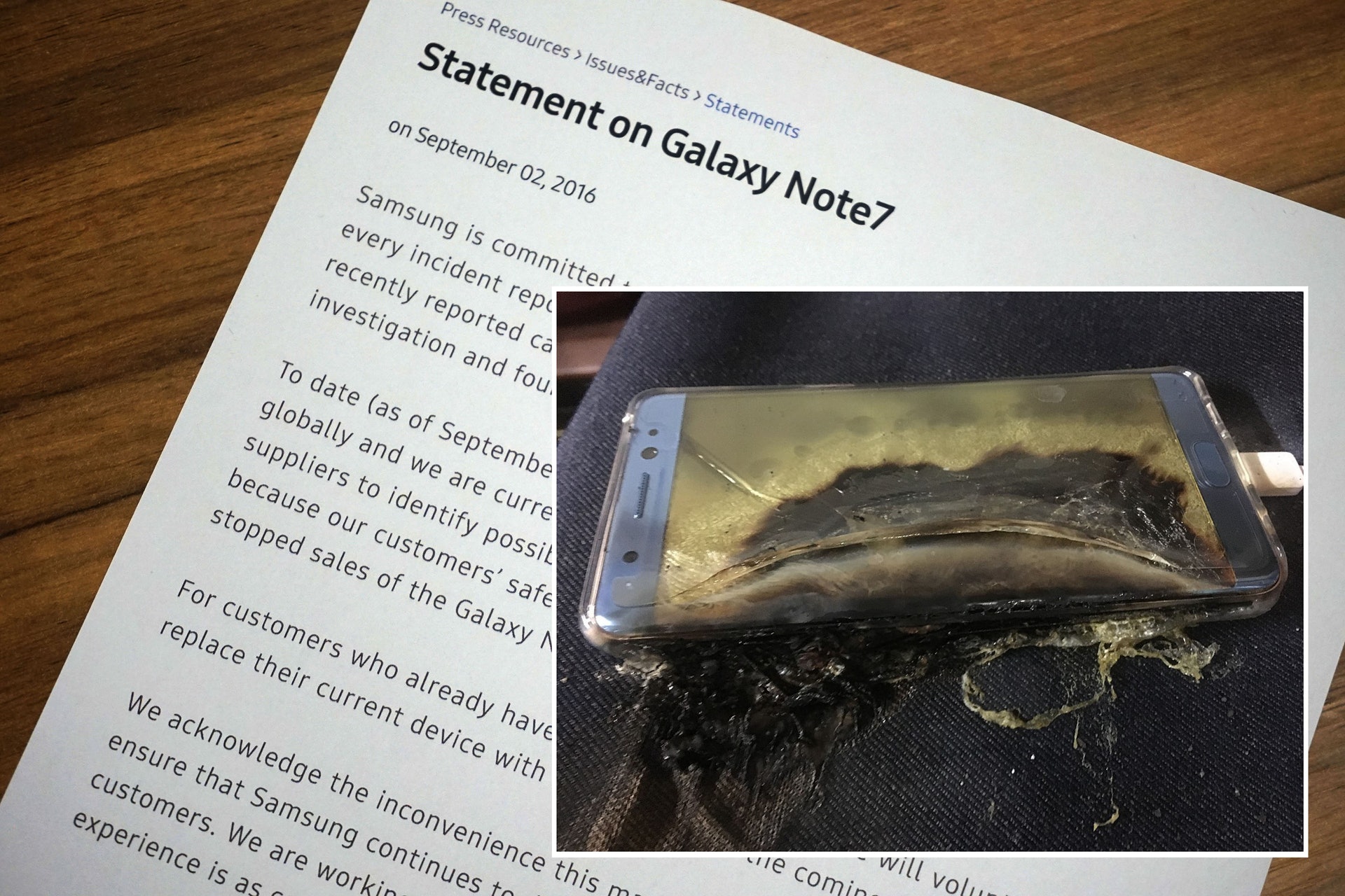 Samsung國際官方正式發出公開信,宣布全球暫停Note 7的發售,唯香港官方至截稿前仍未有就有關安排作出跟進。(林勇攝) Samsung國際官方正式發出公開信,宣布全球暫停Note 7的發售,唯香港官方至截稿前仍未有就有關安排作出跟進。(林勇攝)