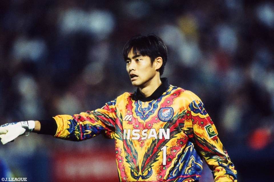 1975年出生的川口能活，在清水商業高校畢業後，在1994年在橫濱水手正式展開其足球生涯，更兩度助球隊贏得J-League的冠軍。（Twitter截圖）