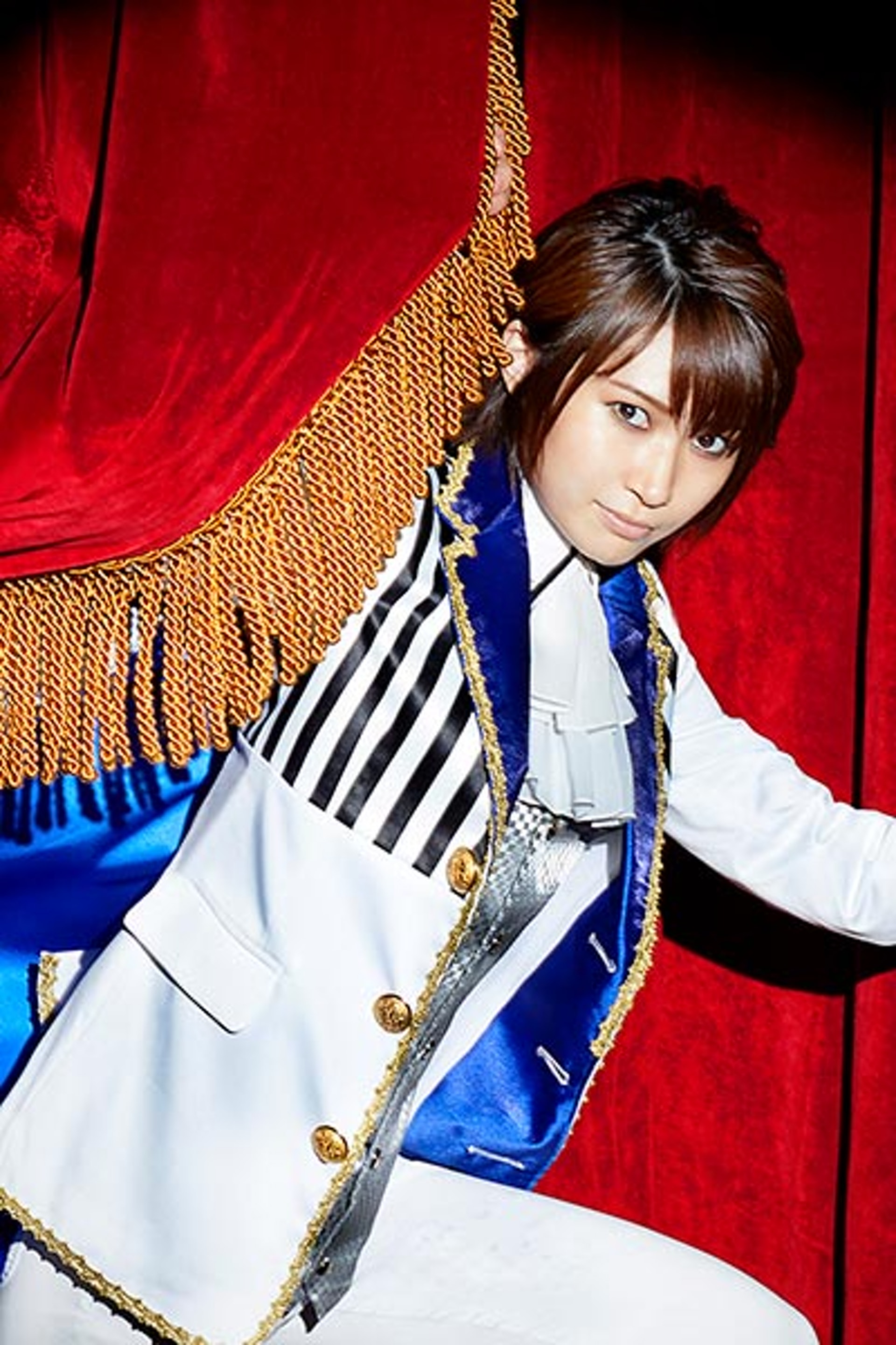 つばさ(TSUBASA)生日:1994年5月18日 血型:O型 出身地:東京都 興趣:打掃、高速RAP 團體角色:RAP (© THE HOOPERS All Rights Reserved) つばさ(TSUBASA)生日:1994年5月18日 血型:O型 出身地:東京都 興趣:打掃、高速RAP 團體角色:RAP (© THE HOOPERS All Rights Reserved)