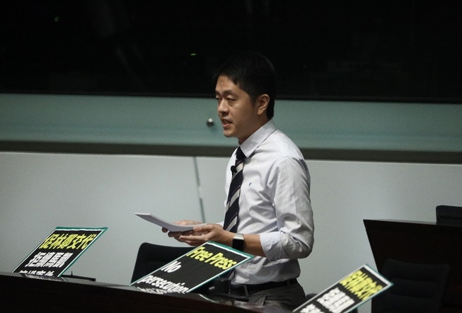 在建制派支持下，許智峯成功後補加入工務委員會。（資料圖片／盧翊銘攝）