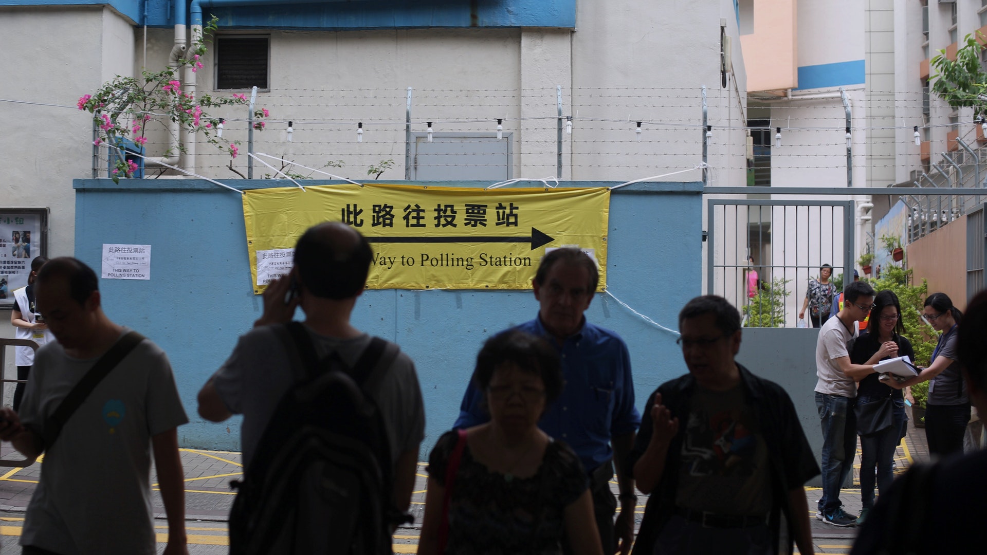 【立會選戰】8萬選民剔除超區資格 大頭蝦呻:配唔到票俾鄺神 【立會選戰】8萬選民剔除超區資格 大頭蝦呻:配唔到票俾鄺神