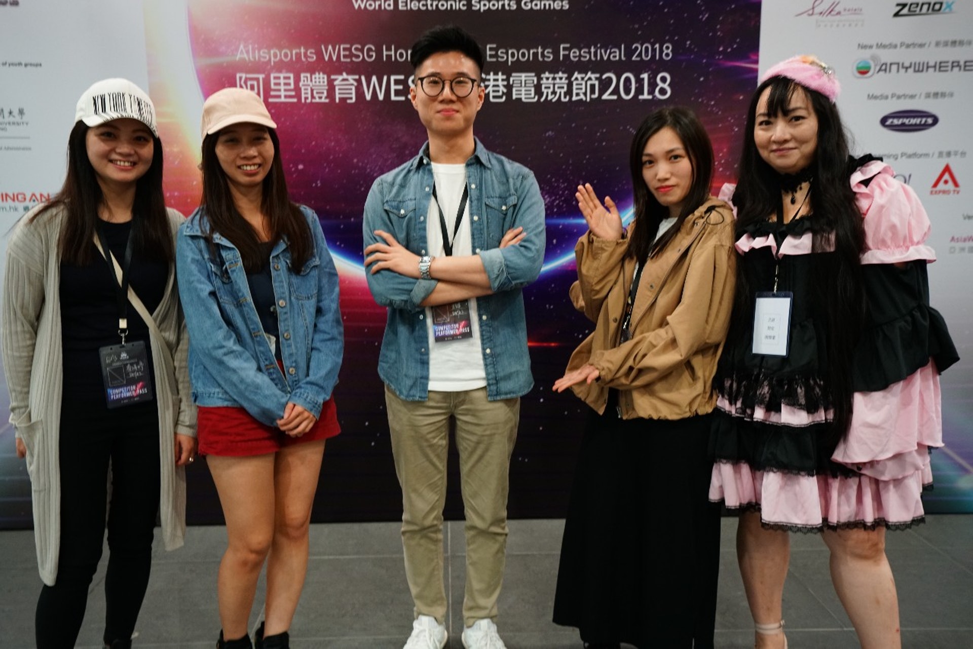 Hkgrilssss全隊:Candy、Kiki 、wk、po meo