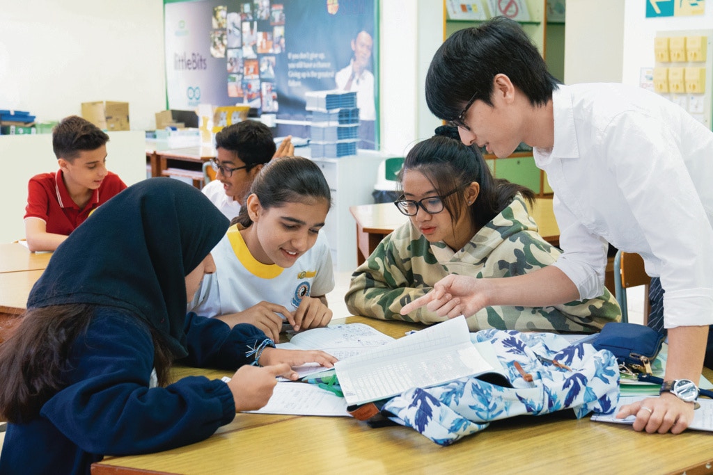 香港道教聯合會圓玄學院第三中學採用跨級按程度分班、再以小組形式授課。（吳鍾坤攝）