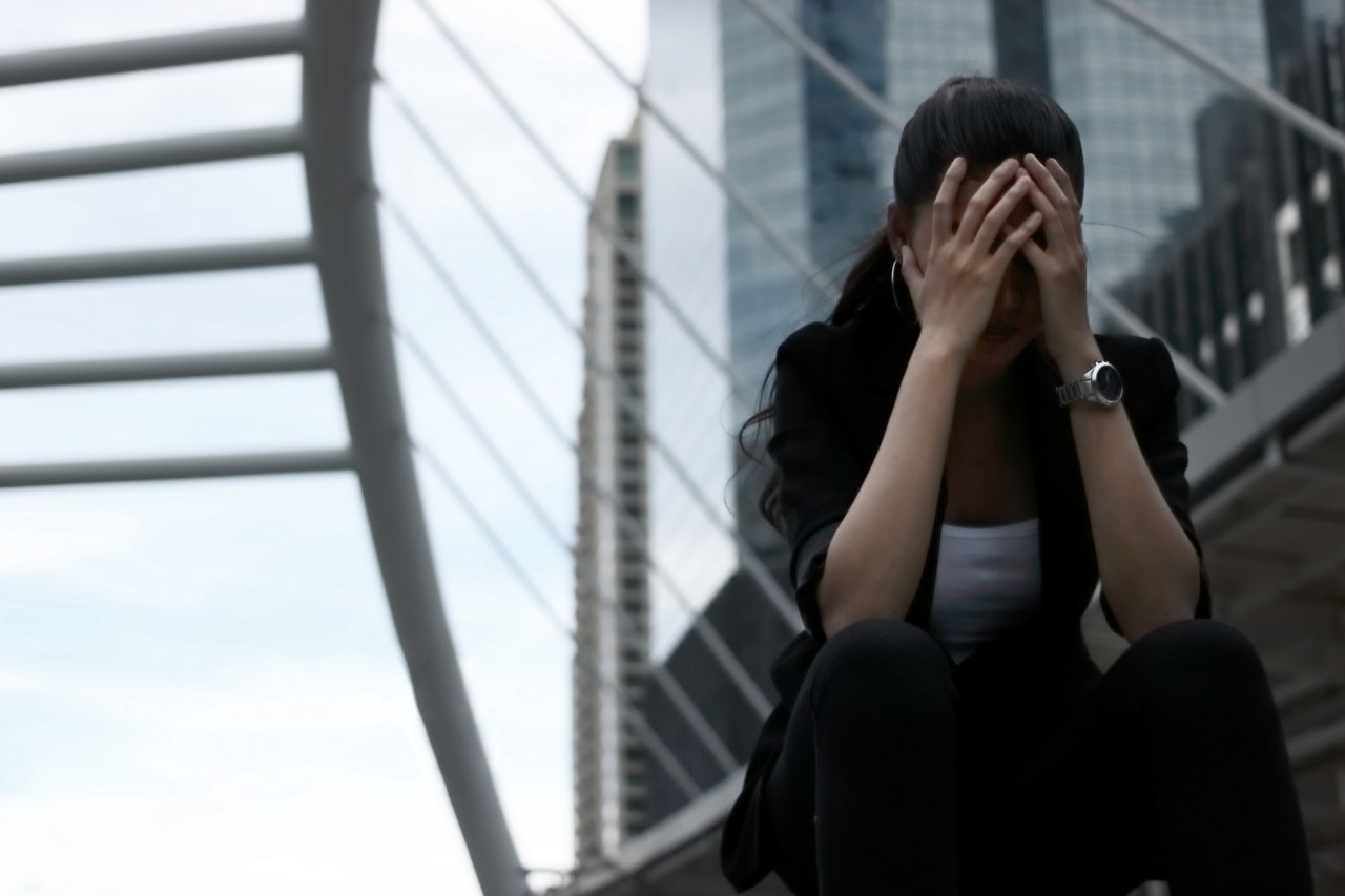 下屬因私事不能專心工作,分分鐘影響平日表現出色的同事。(iStock) 下屬因私事不能專心工作,分分鐘影響平日表現出色的同事。(iStock)