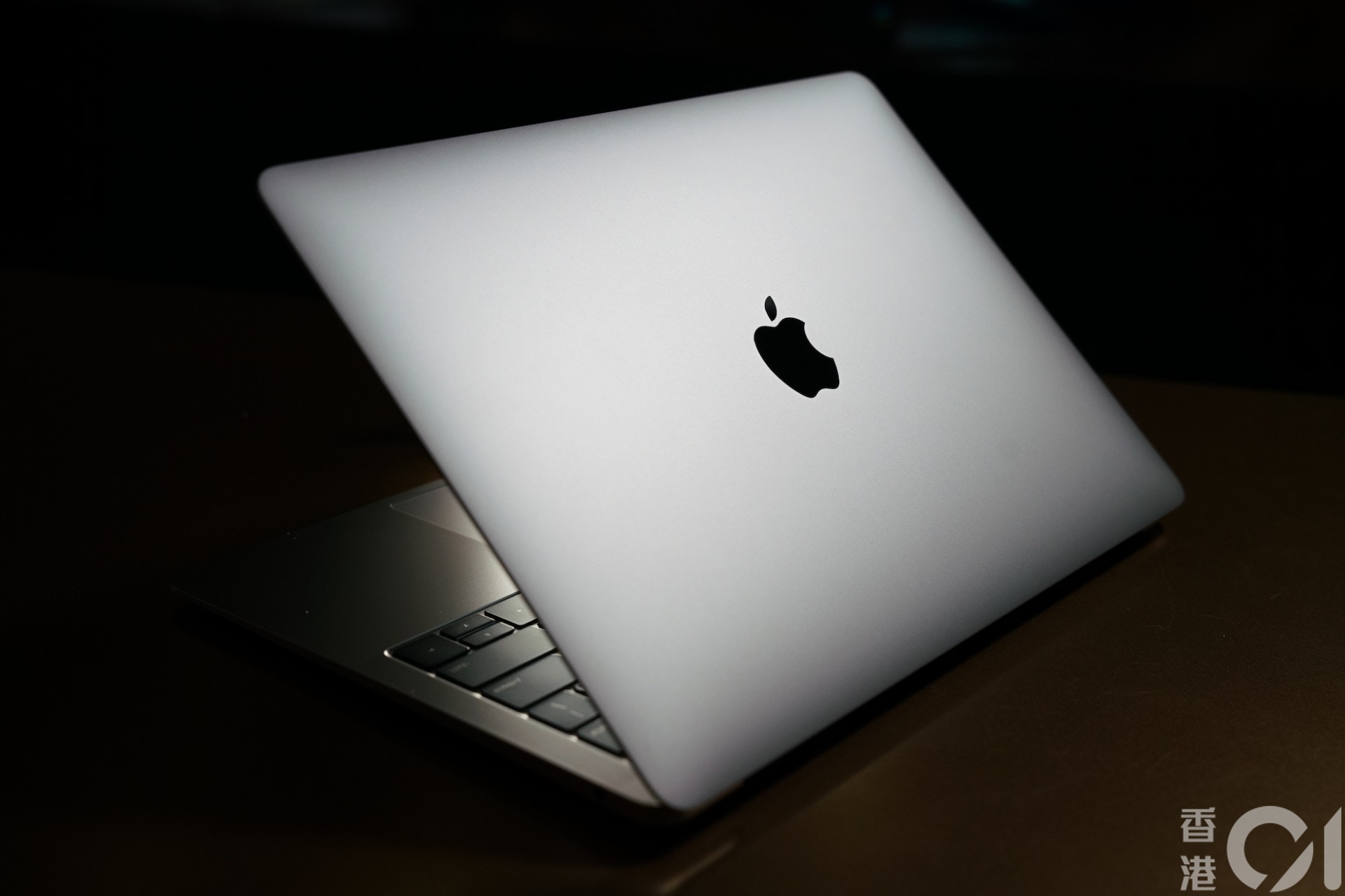 Macbook Air 2018 開箱圖輯 新vs 舊vs Macbook Pro大對比 香港01 數碼生活