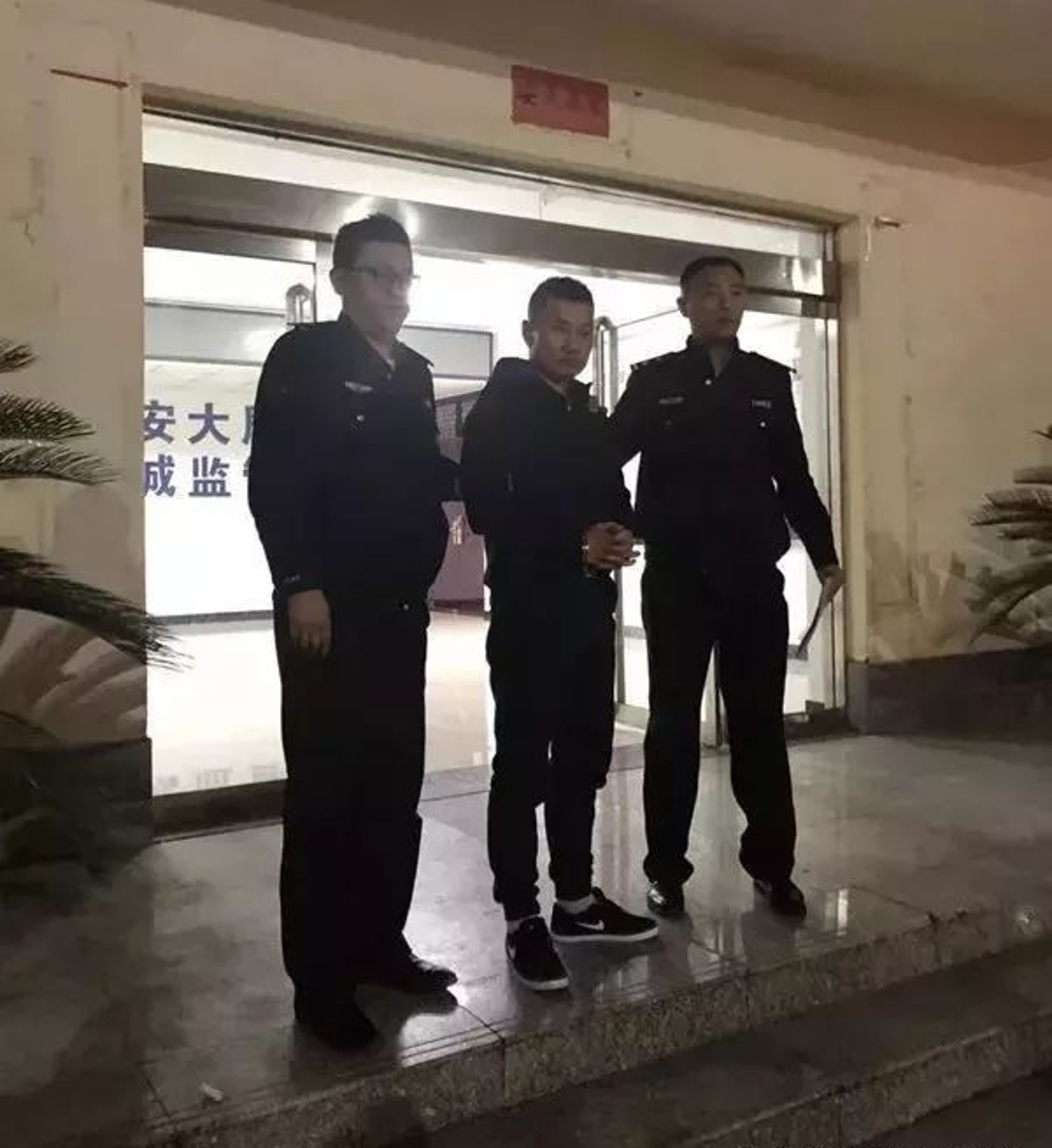 山西省一家法院依靠天眼系統,不過用了五天時間,就將一名「老賴」從江蘇抓回山西歸案。(山西高院) 山西省一家法院依靠天眼系統,不過用了五天時間,就將一名「老賴」從江蘇抓回山西歸案。(山西高院)