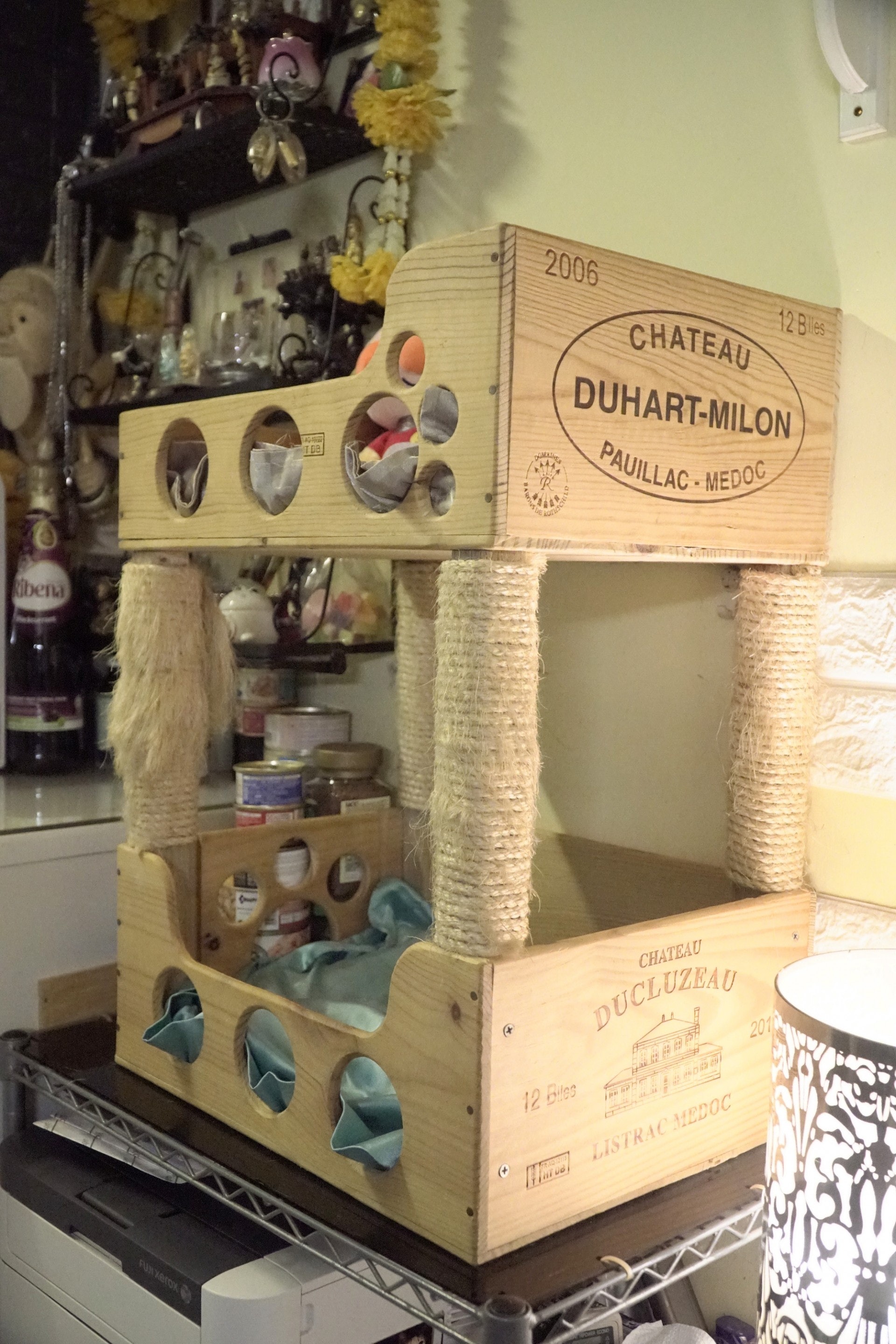 Winnie自製了這張貓床,讓貓貓可隨時安睡。(吳嘉俊攝) Winnie自製了這張貓床,讓貓貓可隨時安睡。(吳嘉俊攝)