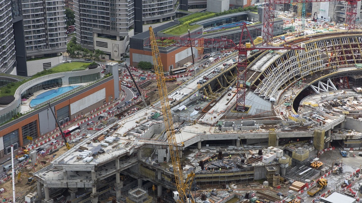 香港八大基建大白象超支近千億 政府監管不力由公帑埋單 香港八大基建大白象超支近千億 政府監管不力由公帑埋單