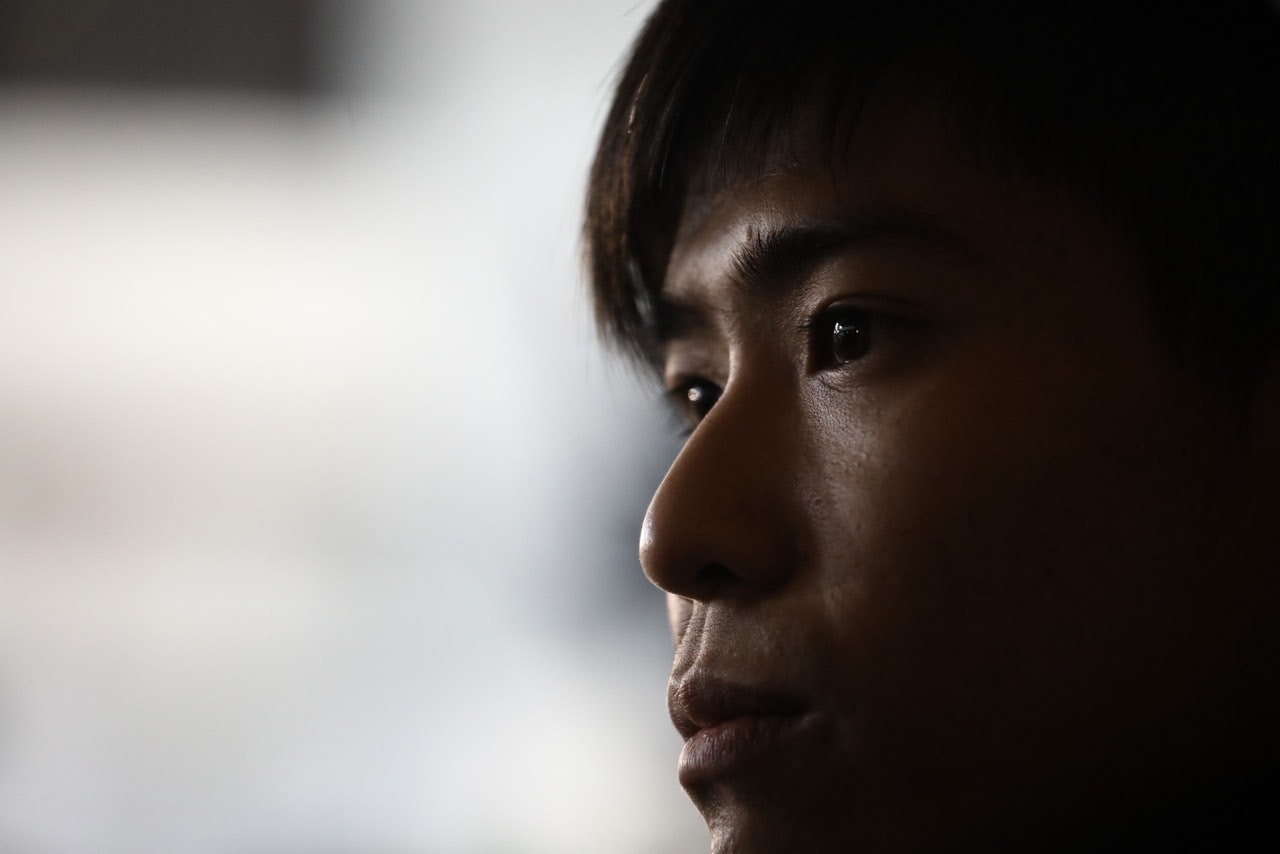 岑敖暉今在facebook發帖文解釋，朱凱廸選擇不回答選舉主任提問的考量。（盧翊銘攝）