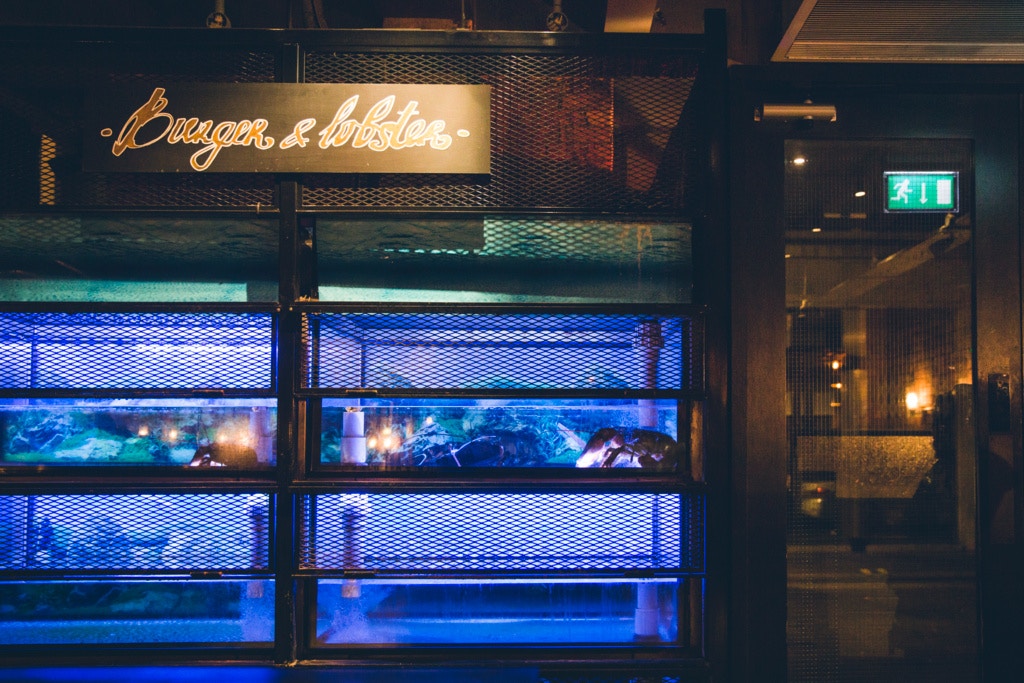 这次选择的是Oxford Circus附近的分店，环境中规中矩。