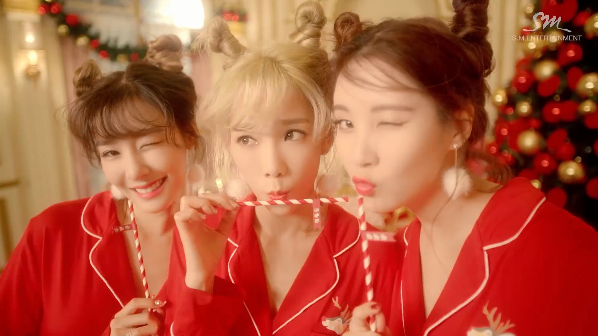 《Dear Santa》、《Christmas Day》 15首K-pop聖誕歌 《Dear Santa》、《Christmas Day》 15首K-pop聖誕歌