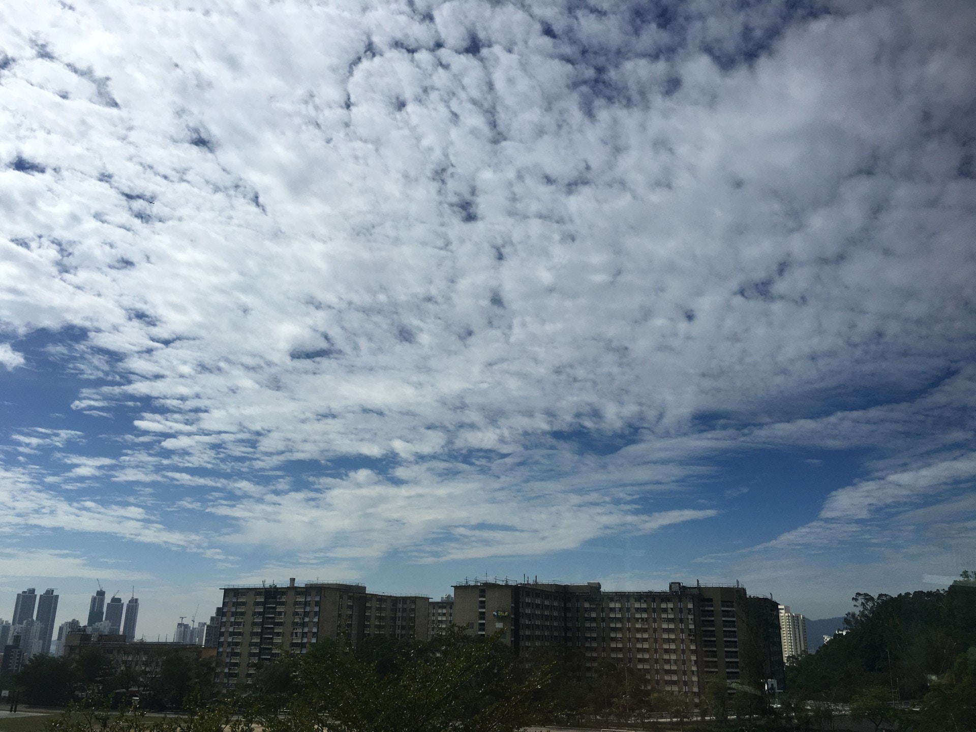 種類 地震 雲