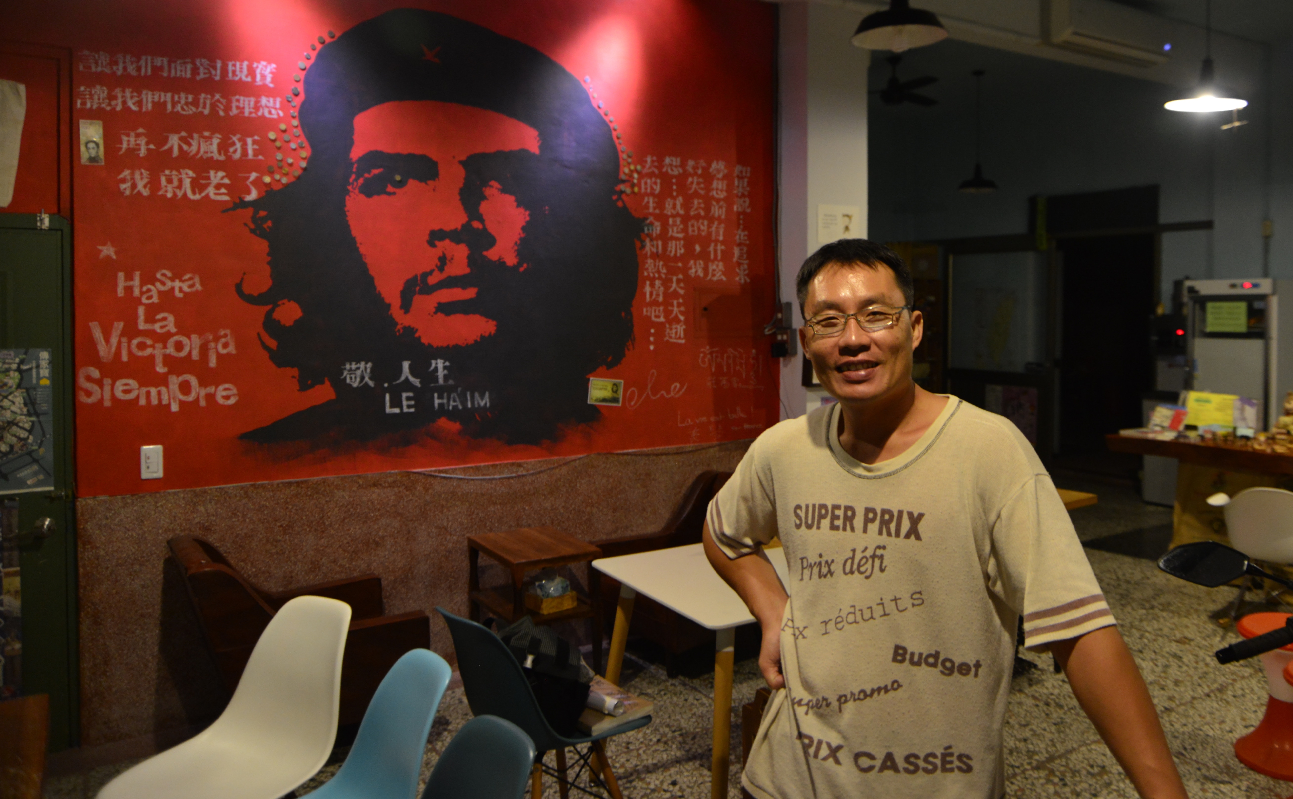 三年前，星爸結束了家族建材生意，獨自徒步環島，回來台中就開了間「客棧」——Ohana 的天空。（作者提供圖片）