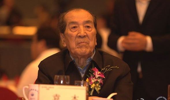 國務院前發言人袁木逝世享年90歲　六四期間多次與學生對話