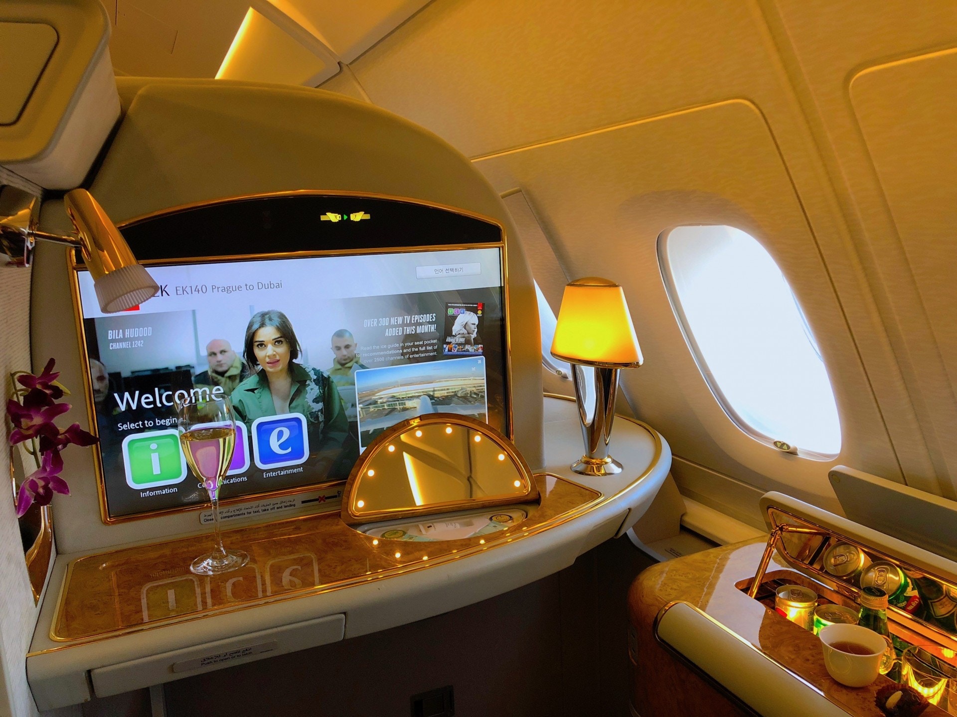 飛行體驗】阿聯酋航空A380頭等艙：歲月毀奢華一生搭一次就夠