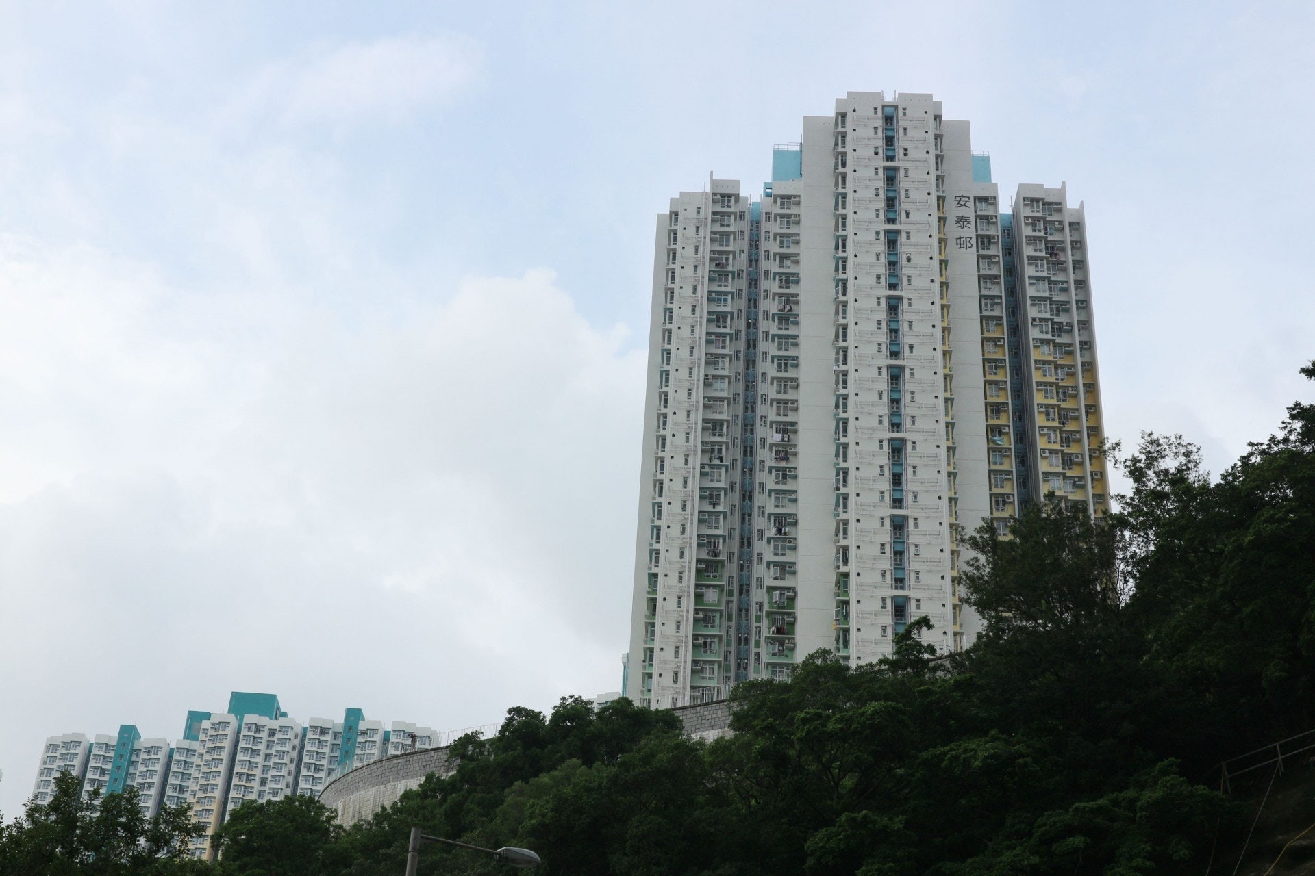 安泰邨車位嚴重不足司機大佬趕送貨狂呻 泊街一日抄三次牌 香港01 18區新聞 安泰邨車位嚴重不足司機大佬趕送貨狂呻 泊街一日抄三次牌 香港01 18區新聞