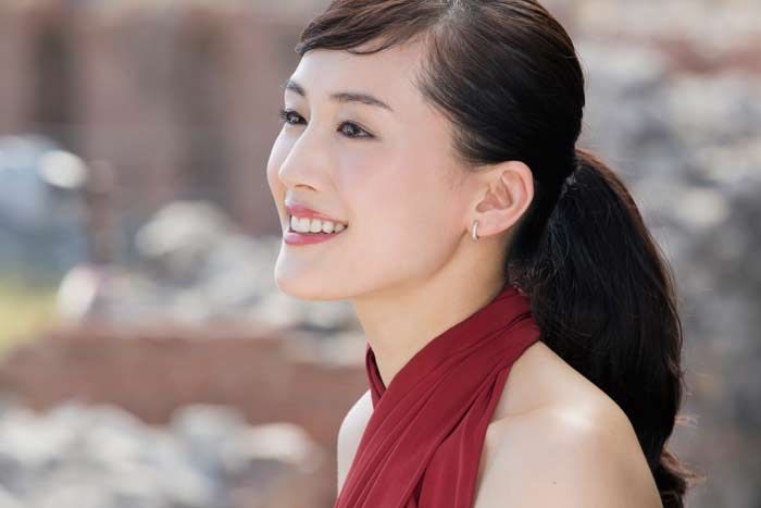 美魔女 51歲 日本凍齡少女肌媽媽靠古法保養零皺紋極水潤 香港01 知性女生 美魔女 51歲 日本凍齡少女肌媽媽靠古法保養零皺紋極水潤 香港01 知性女生