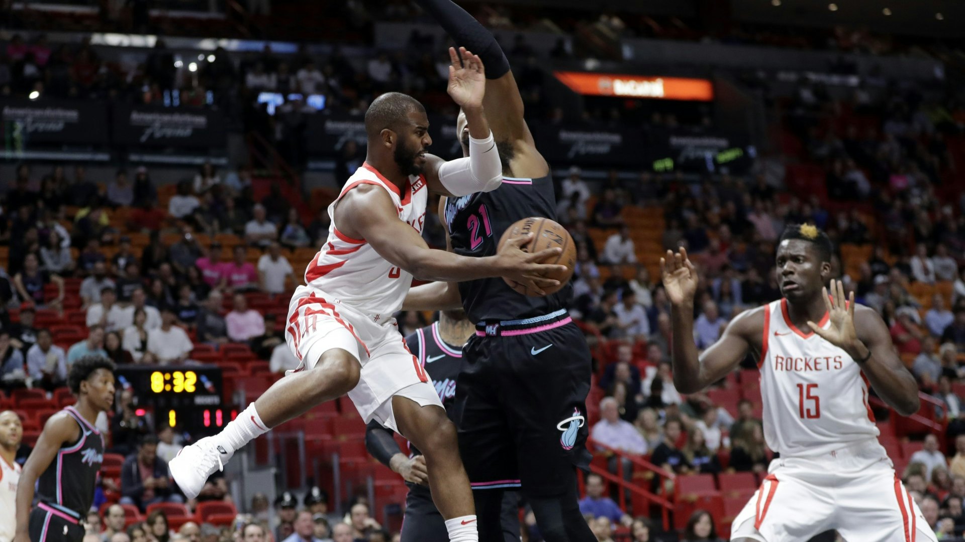 【NBA】基斯保羅第二節傷出 夏登力戰43分鐘仍2分飲恨 【NBA】基斯保羅第二節傷出 夏登力戰43分鐘仍2分飲恨