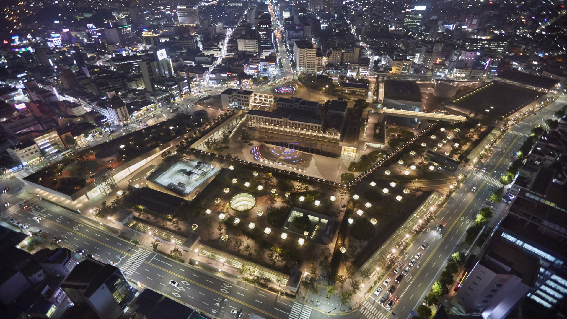 韓國國立亞洲文化殿堂(Asian Culture Center) 韓國國立亞洲文化殿堂(Asian Culture Center)
