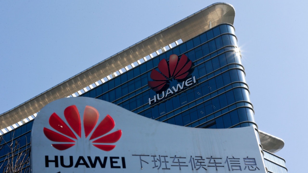 英國電訊出招 把華為設備踢出緊急部門4G通訊網絡 英國電訊出招 把華為設備踢出緊急部門4G通訊網絡