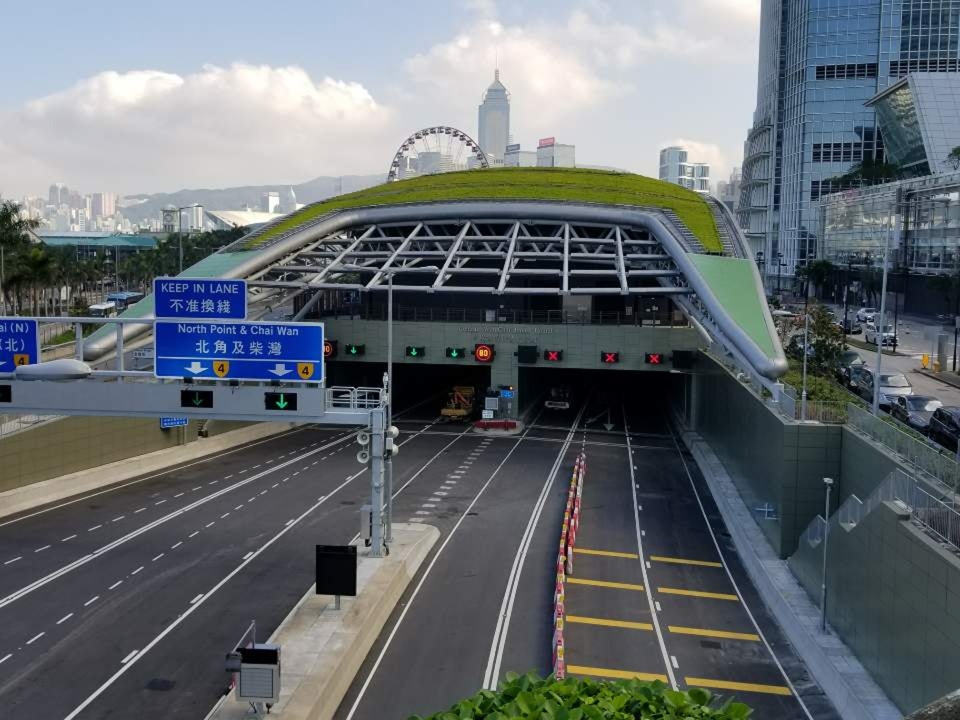 中環及灣仔繞道和東區走廊連接路將於2019年1月20日起分階段通車。(資料圖片) 中環及灣仔繞道和東區走廊連接路將於2019年1月20日起分階段通車。(資料圖片)