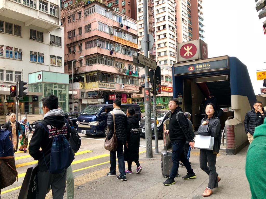 æ²¹éº»åœ°ç«™æœ‰å‡é™æ©Ÿ æ¸¯éµè¢«æ‰¹æŒ‡ç¤ºç‰Œä¸è¶³å¸‚æ°'ä¾èˆŠæ
