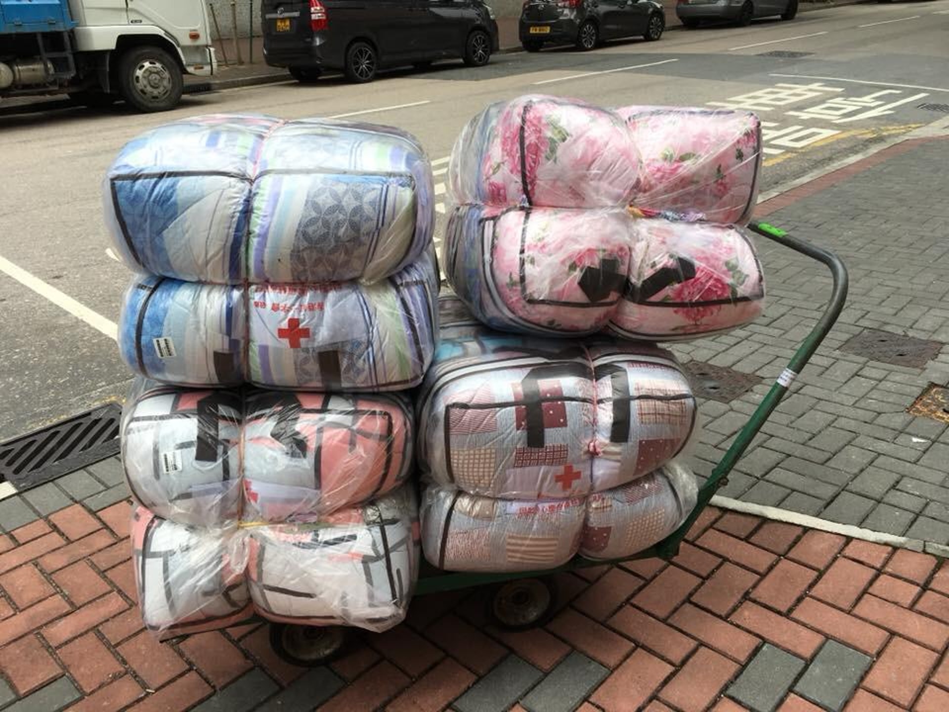 寒流來襲 長者中心備寒衣毛氈有需要 老友記 可免費取 香港01 18區新聞 寒流來襲 長者中心備寒衣毛氈有需要 老友記 可免費取 香港01 18區新聞