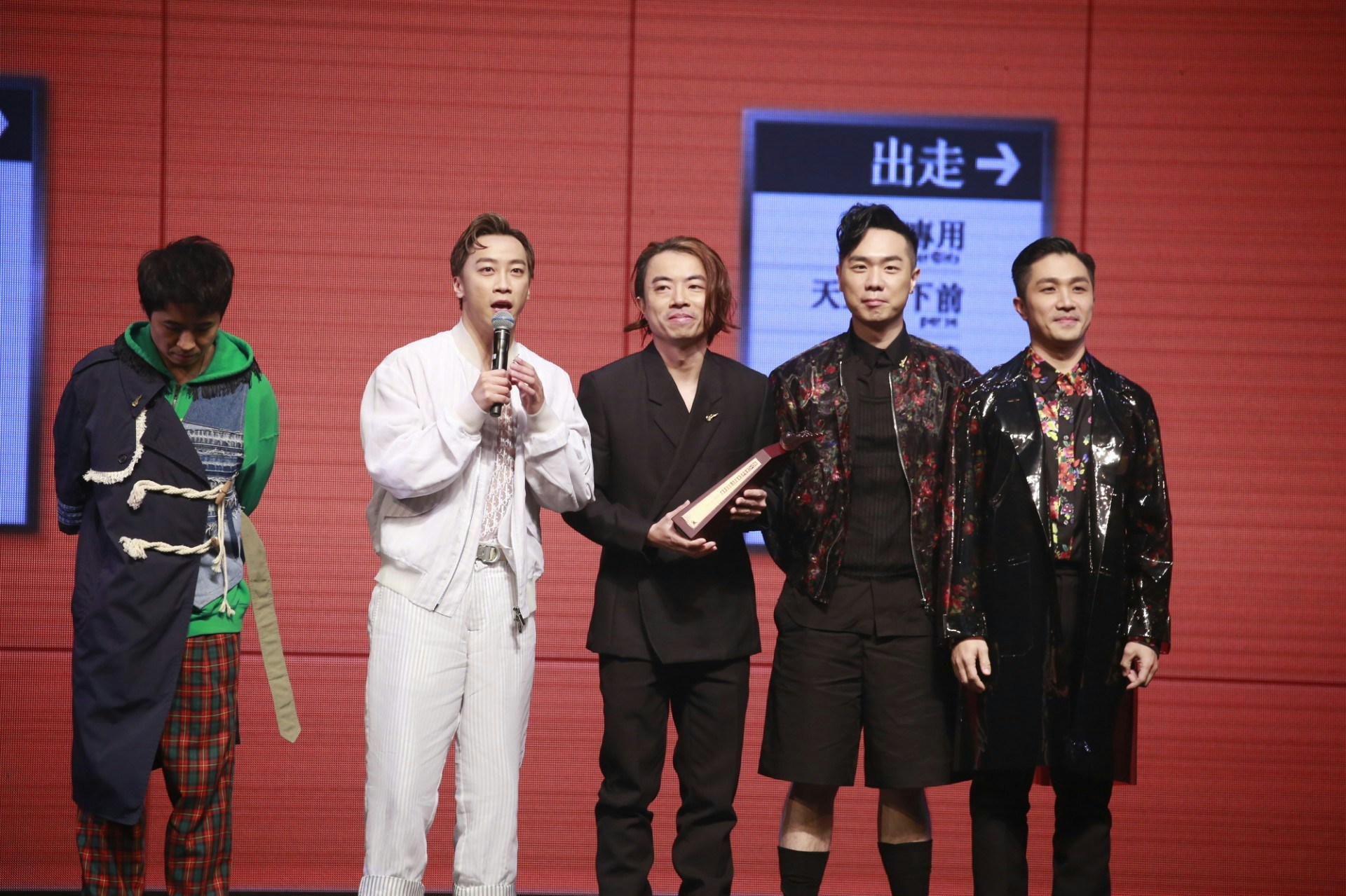 Supper Moment連續四年奪得叱咤「我最喜愛組合獎」，衷心感謝已故經理人Gary Chan及一眾樂迷給予他們很大自由度。(梁碧玲攝)