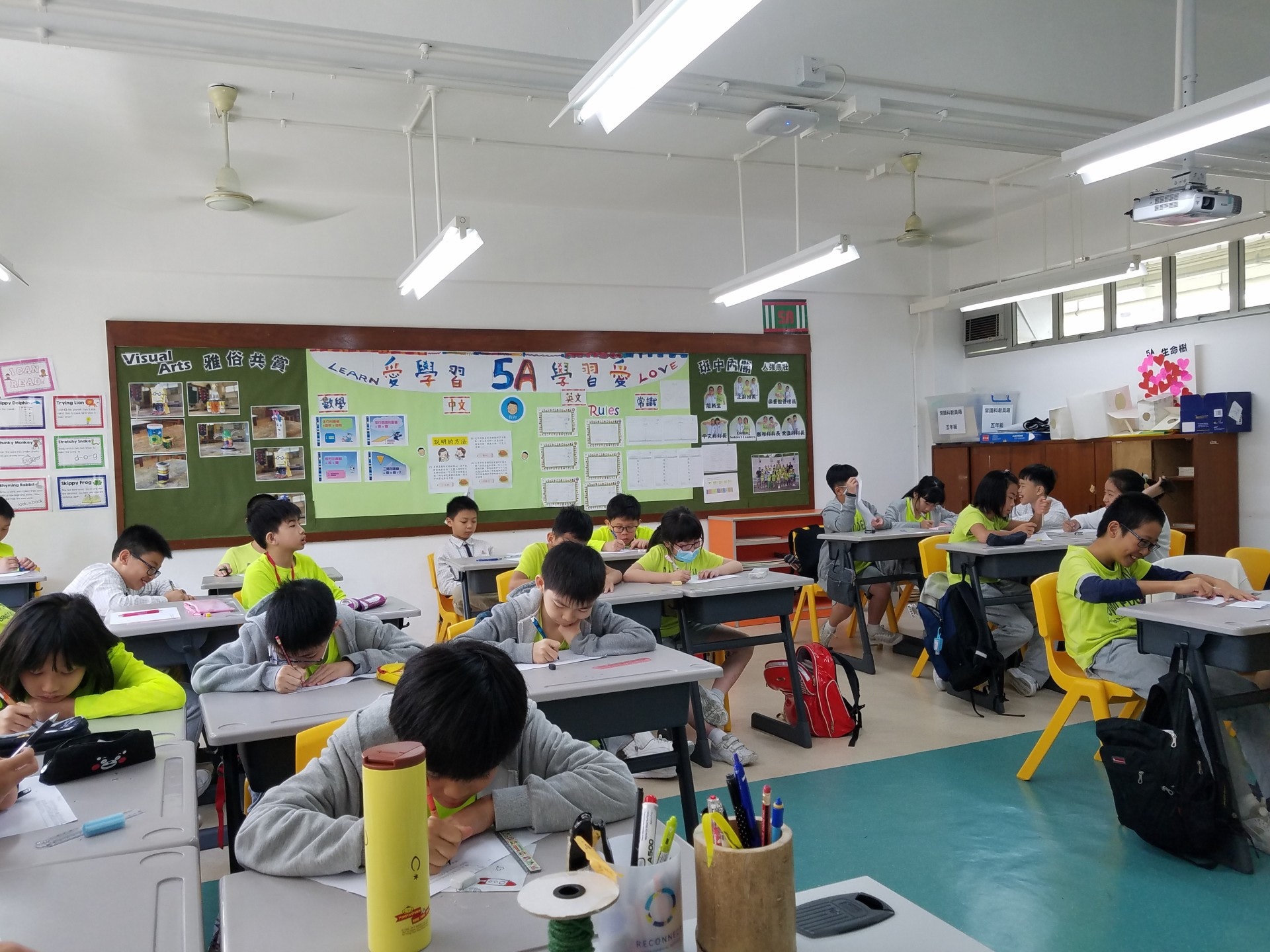 信件寄出後,學生們十分期待收到囚友的回信。(浸信會天虹小學提供) 信件寄出後,學生們十分期待收到囚友的回信。(浸信會天虹小學提供)