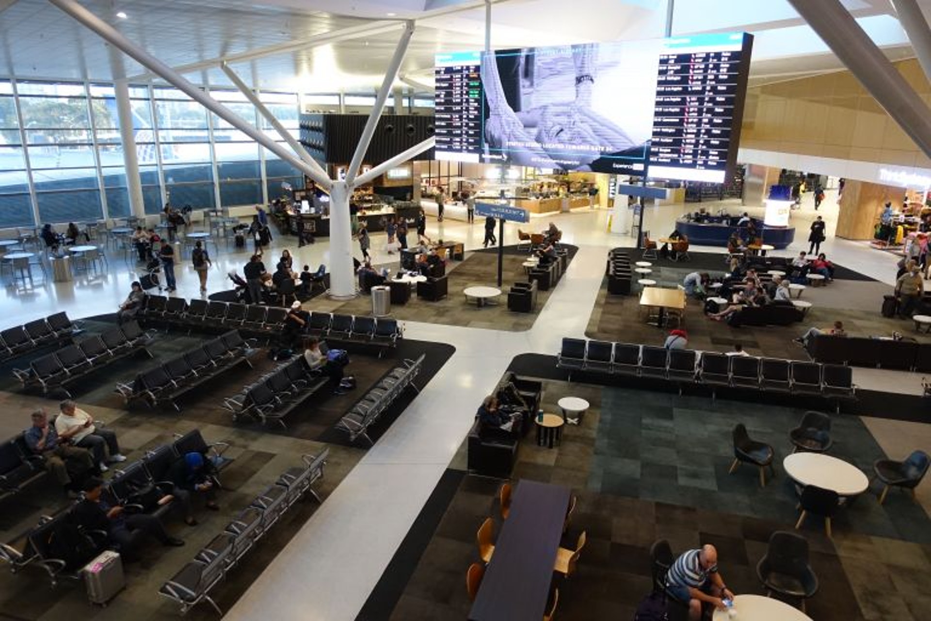 飛行體驗 韓亞航空商務艙中伏初體驗 飛機餐煙三文魚伴血水 香港01 旅遊 飛行體驗 韓亞航空商務艙中伏初體驗 飛機餐煙三文魚伴血水 香港01 旅遊