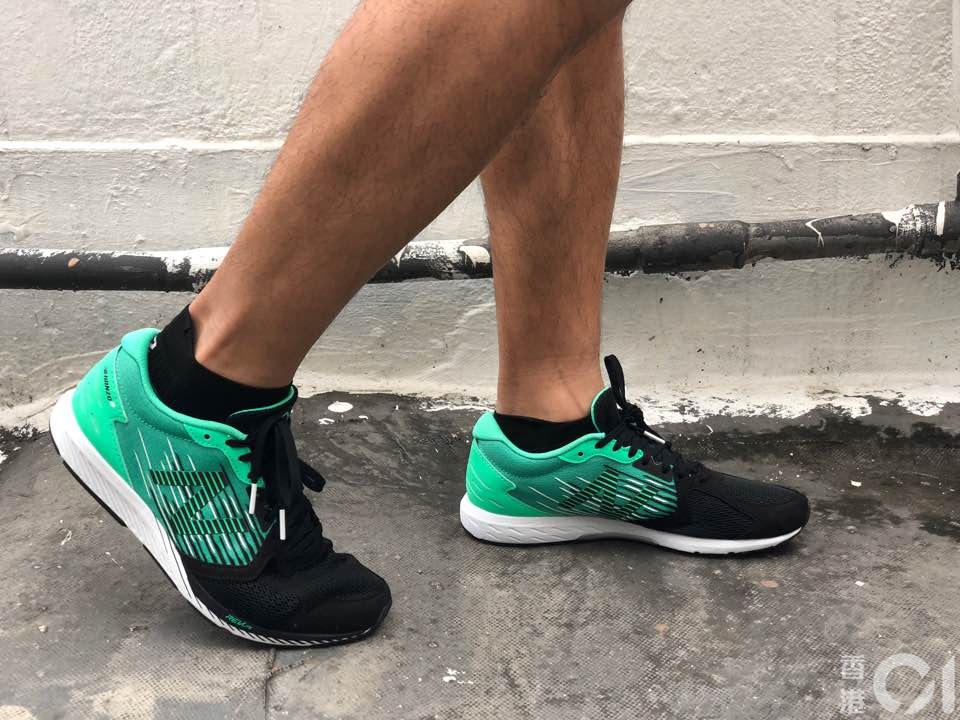 new balance hanzo r review