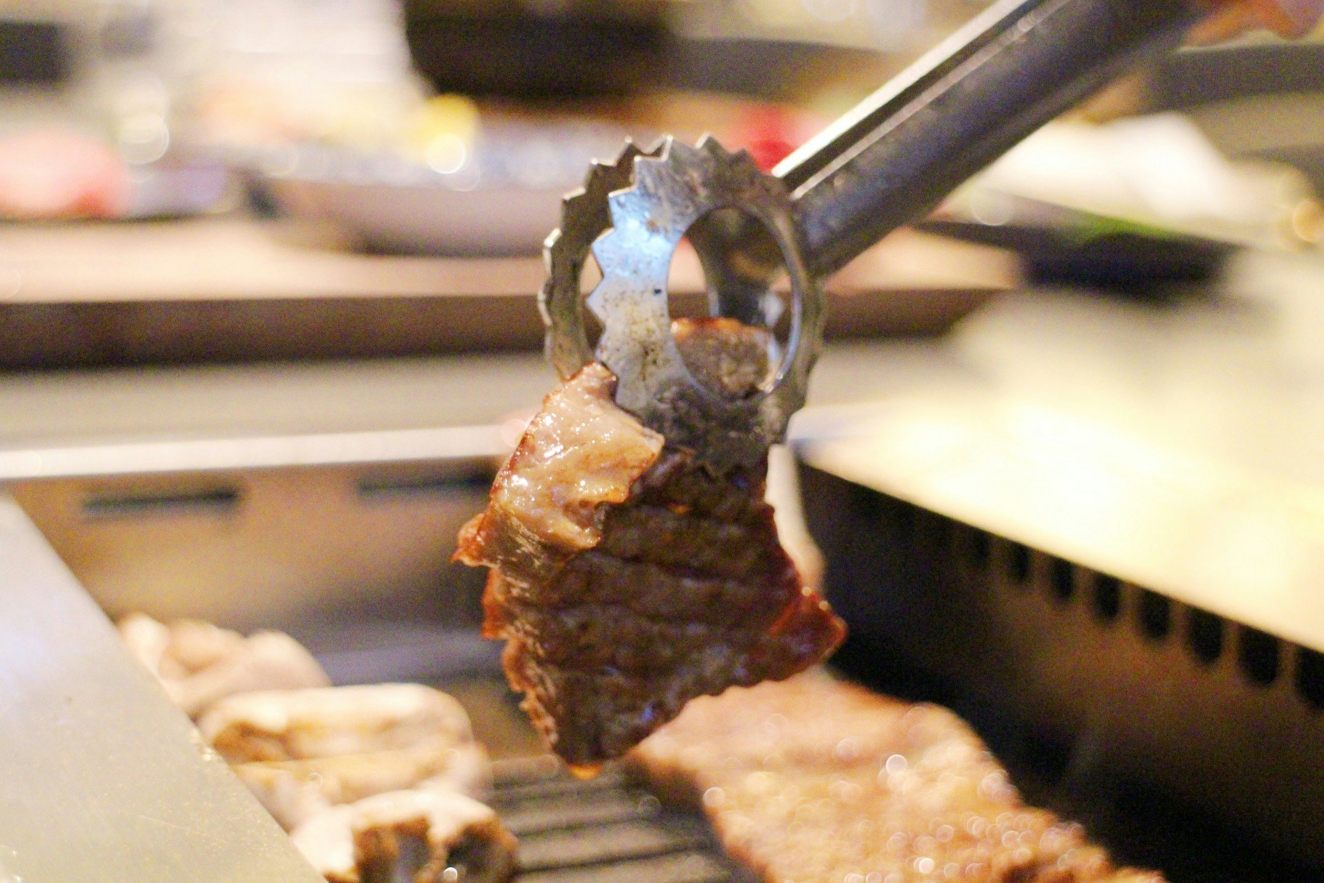 棉登徑燒肉店新力軍,可以吃到不同部位的牛肉。 棉登徑燒肉店新力軍,可以吃到不同部位的牛肉。