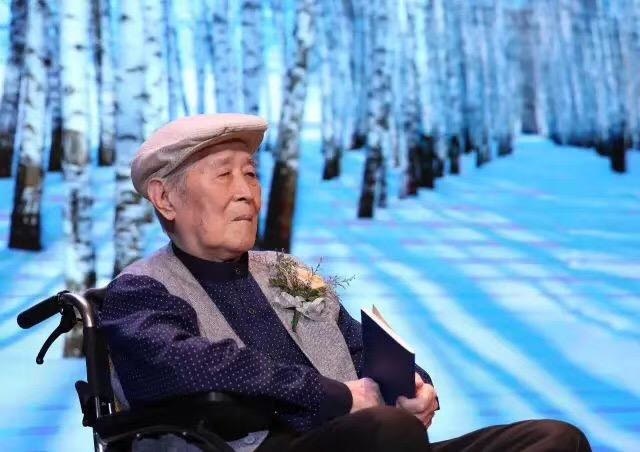 詩人、電影劇作家、小說家、散文家白樺於今日（15日）凌晨在上海去世，享年89歲。（網絡圖片）