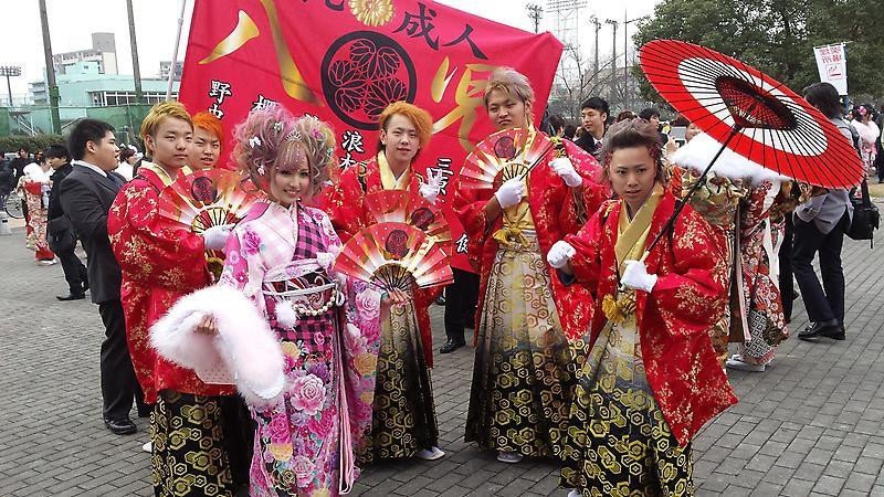 多圖 男變暴走族女變花魁日本北九州成人式瘋狂背後有段故 香港01 熱爆話題