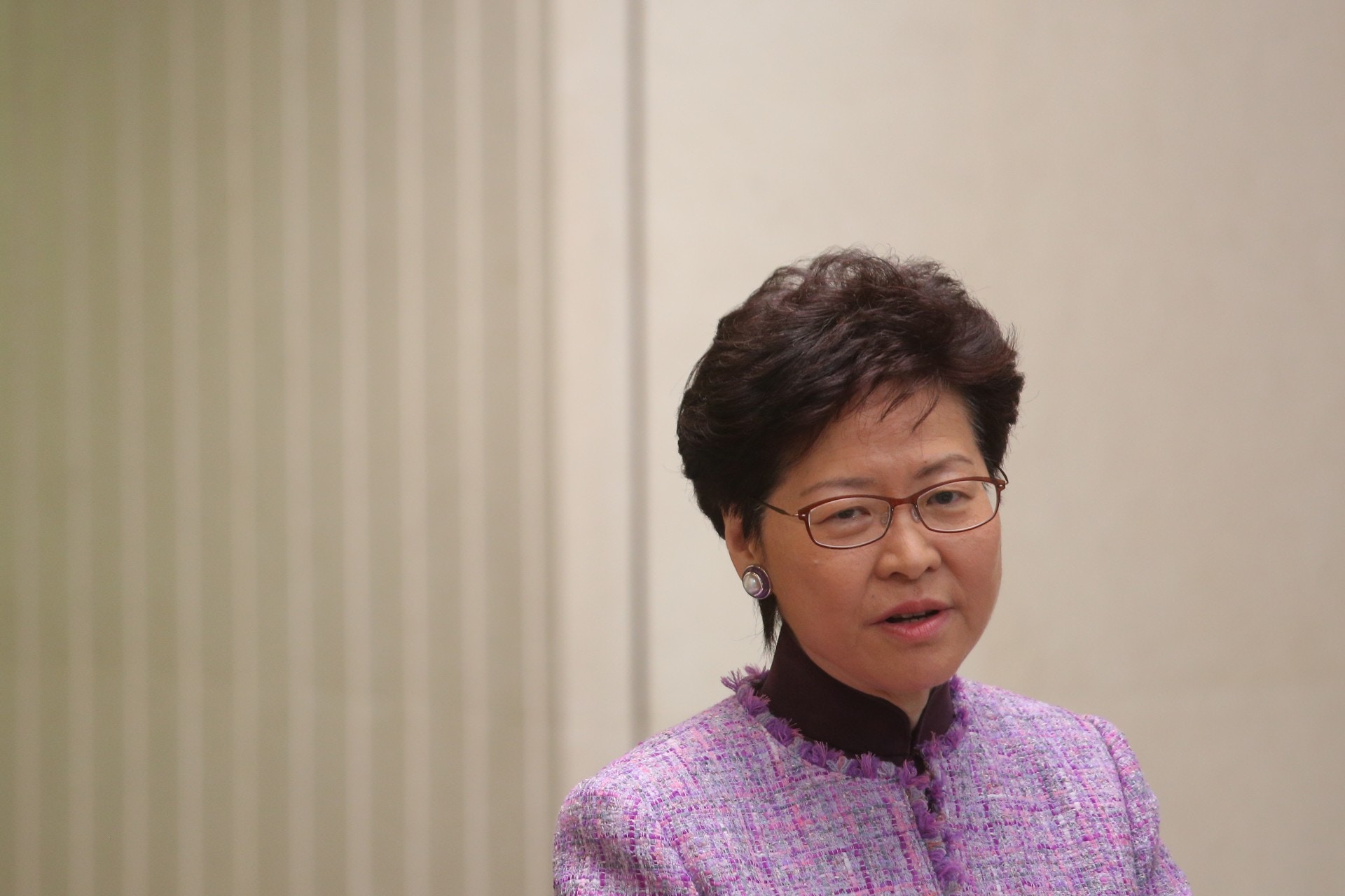【收緊長者綜援】三措施改善政府外判工福利　林鄭：涉3億元開支