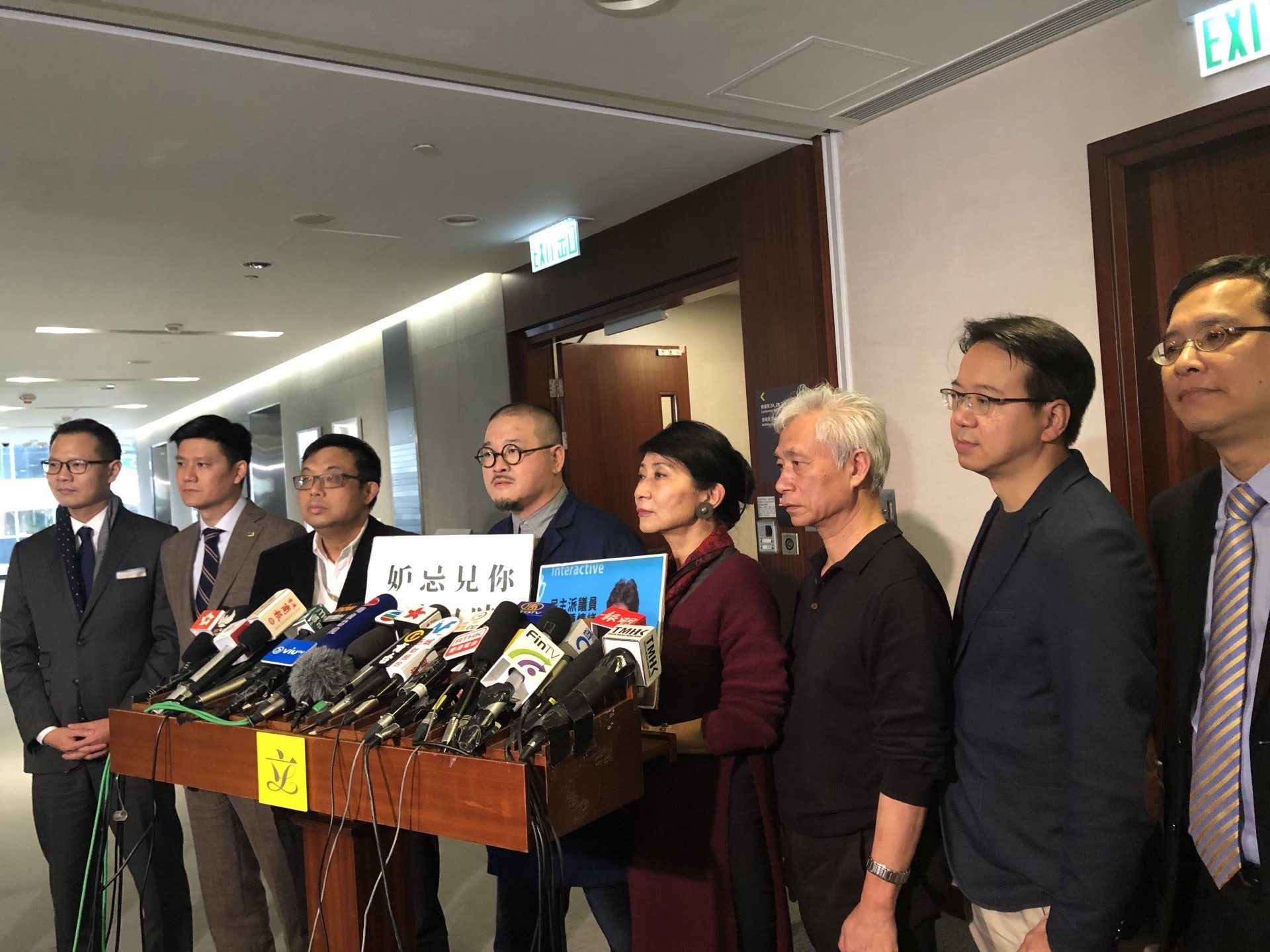 回應林鄭「妒忌論」,邵家臻表示「邊個妒忌見你咁重口味」。 回應林鄭「妒忌論」,邵家臻表示「邊個妒忌見你咁重口味」。