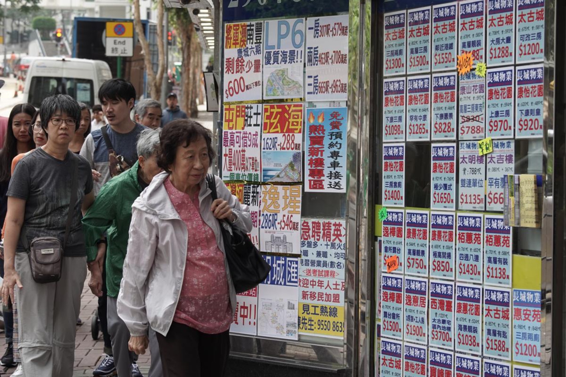 去年8月初,中原CCL到達188.64點的高位,本港樓市隨即見頂進入回調。(梁鵬威攝) 去年8月初,中原CCL到達188.64點的高位,本港樓市隨即見頂進入回調。(梁鵬威攝)