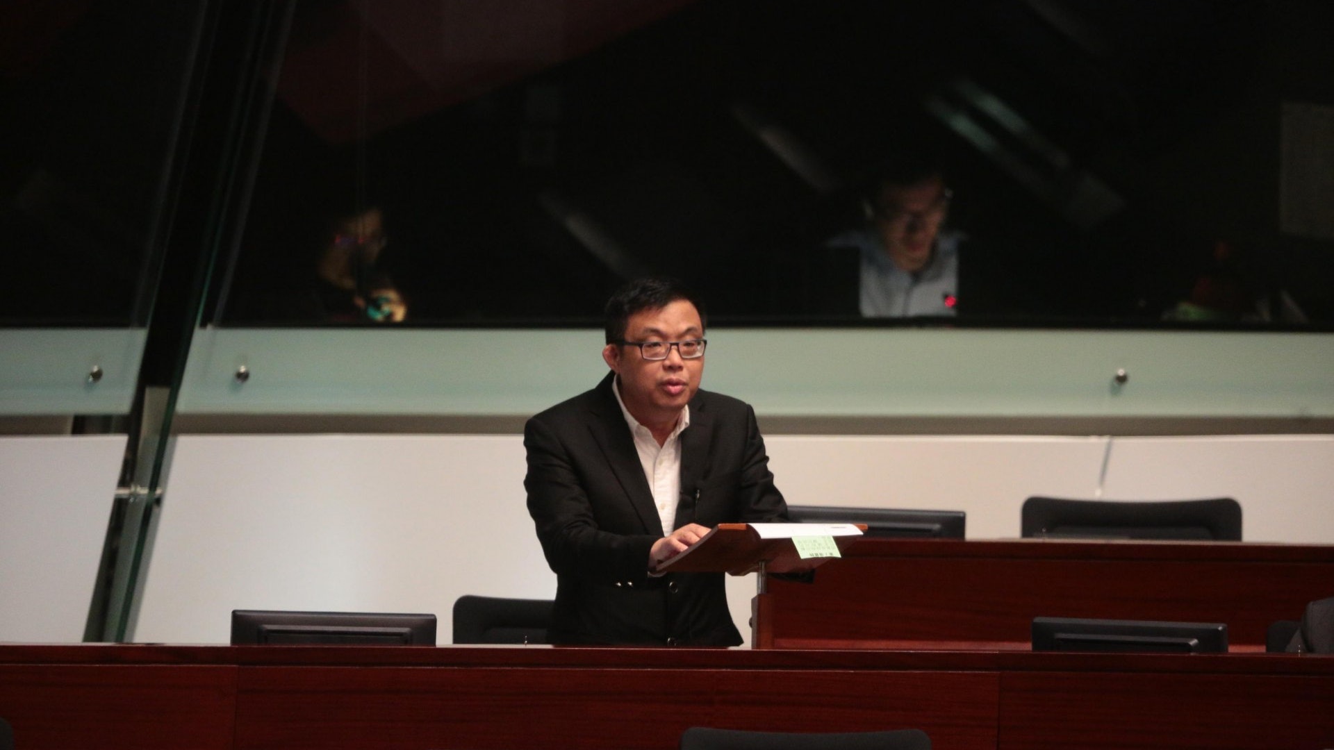 【6億倫敦金騙案】涂謹申指無法例監管 騙徒藉噓寒問暖博信任 【6億倫敦金騙案】涂謹申指無法例監管 騙徒藉噓寒問暖博信任
