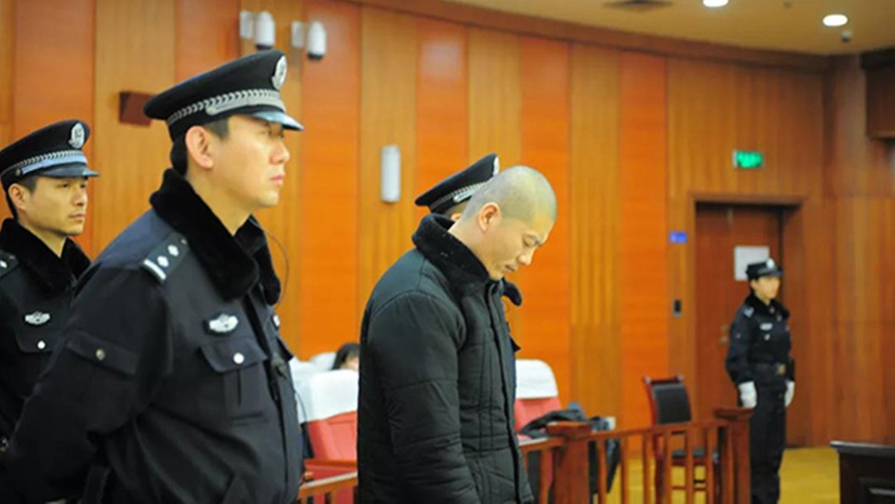 西安男去年巴士隨機斬人釀4死7傷 犯故意殺人罪被判死刑 西安男去年巴士隨機斬人釀4死7傷 犯故意殺人罪被判死刑